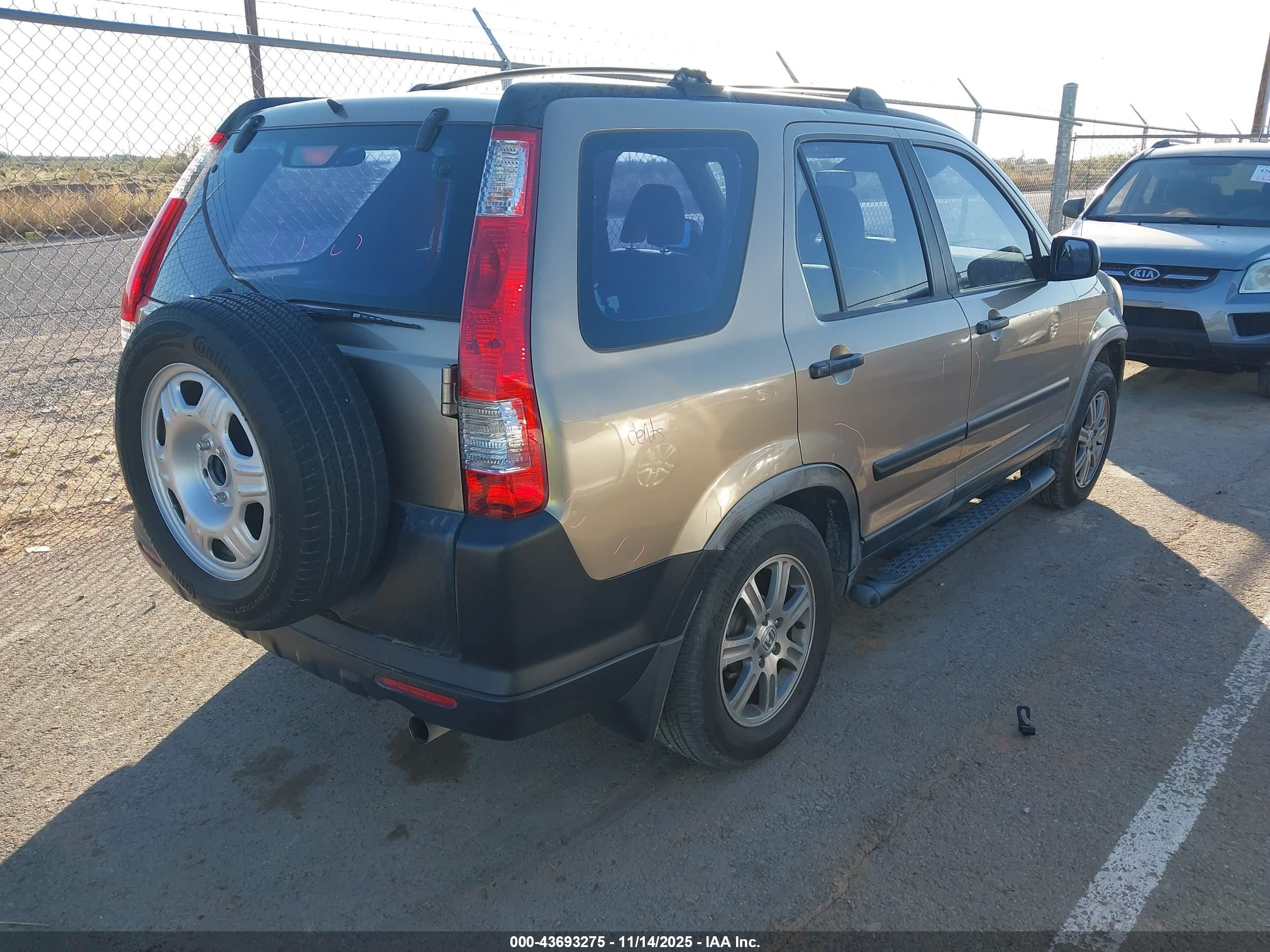 HONDA CR-V image 4