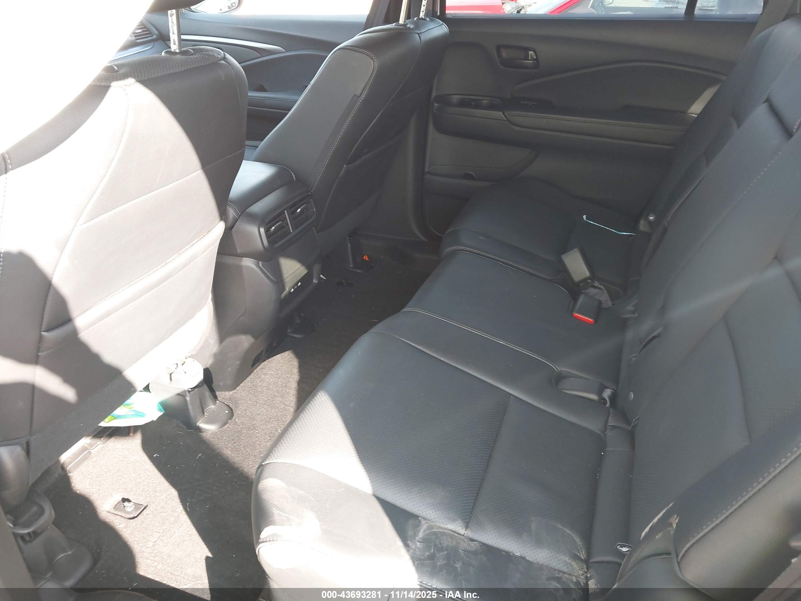 HONDA PASSPORT image 8
