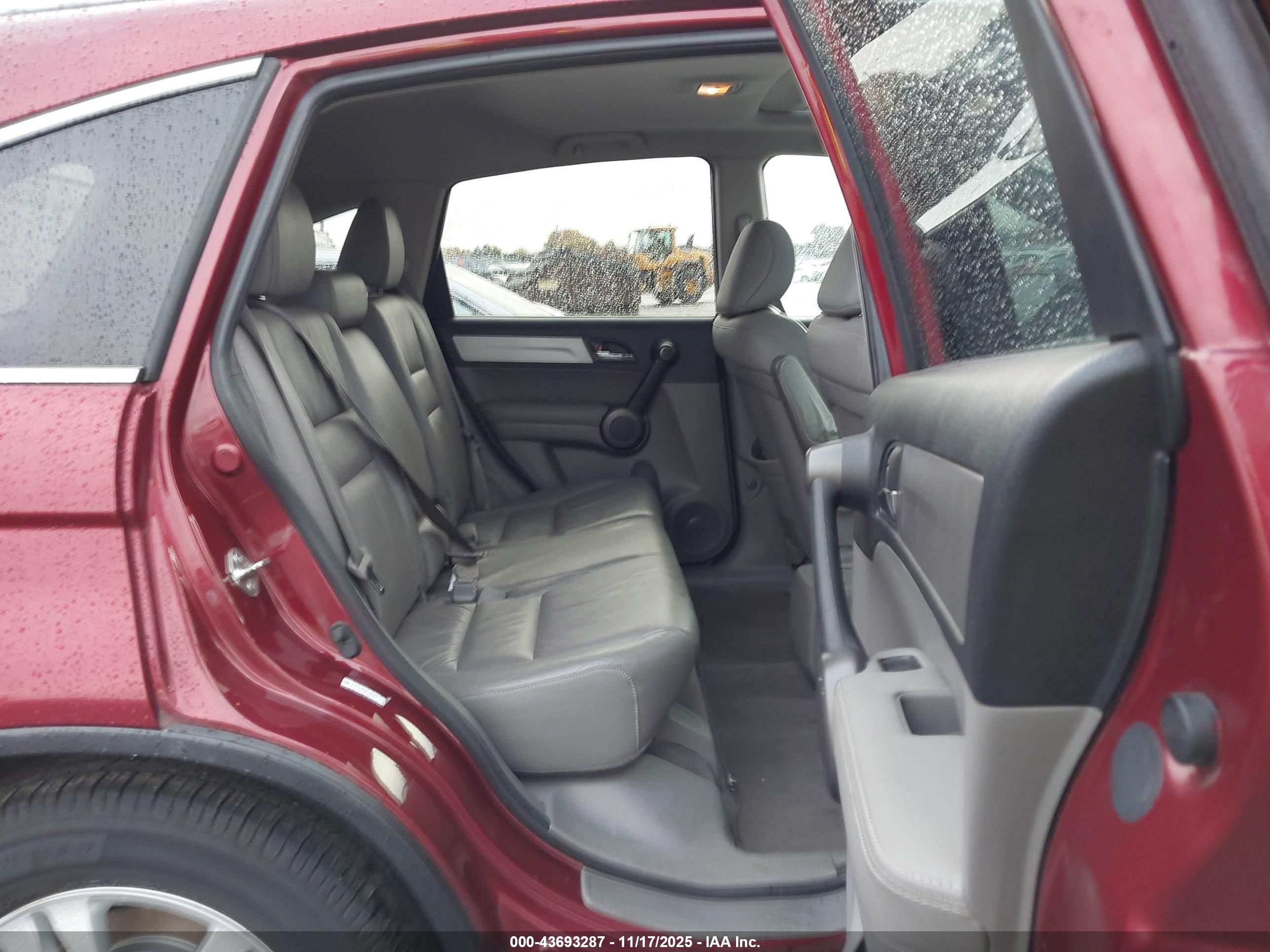 HONDA CR-V image 8