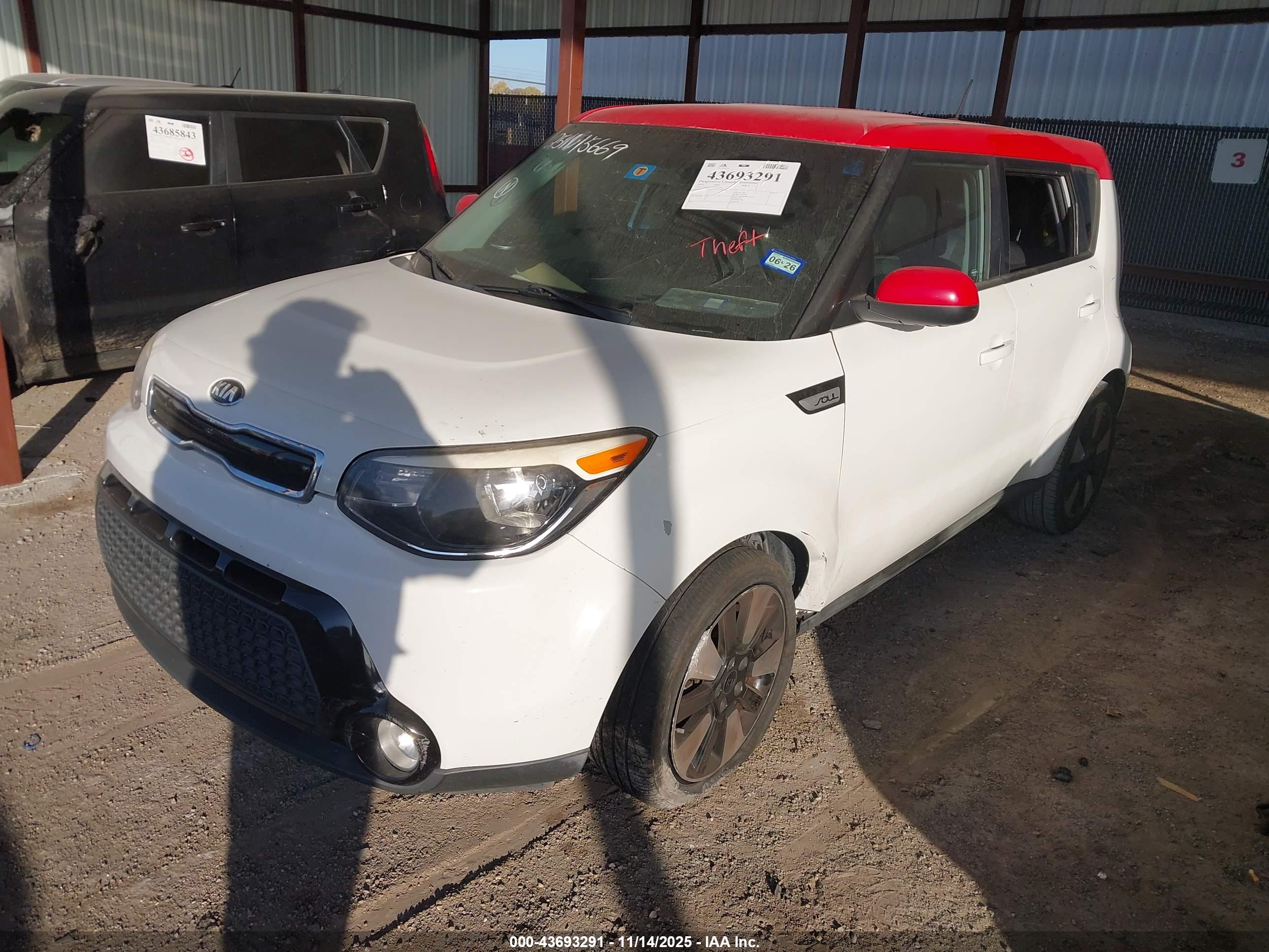 KIA SOUL image 2
