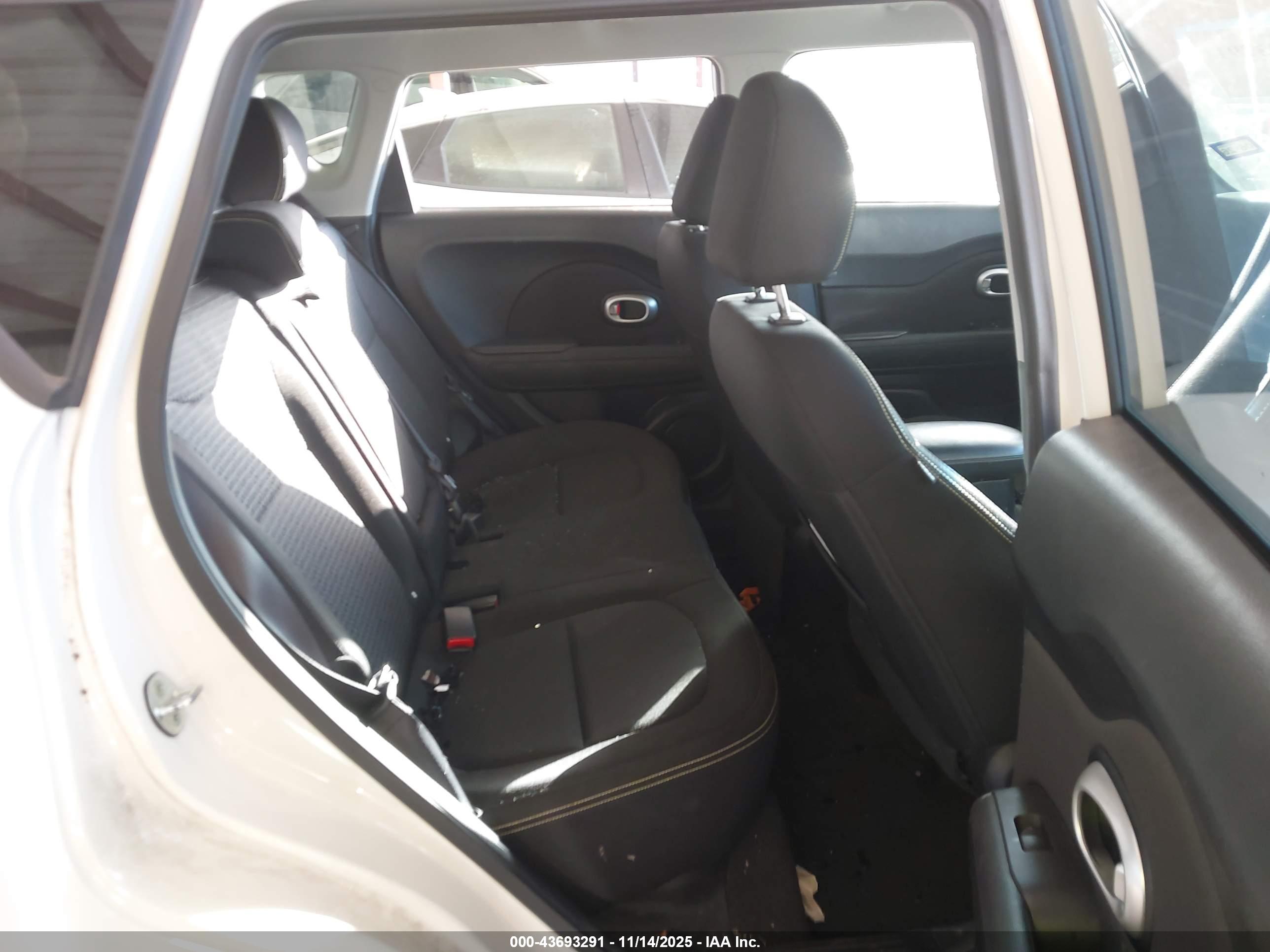 KIA SOUL image 8