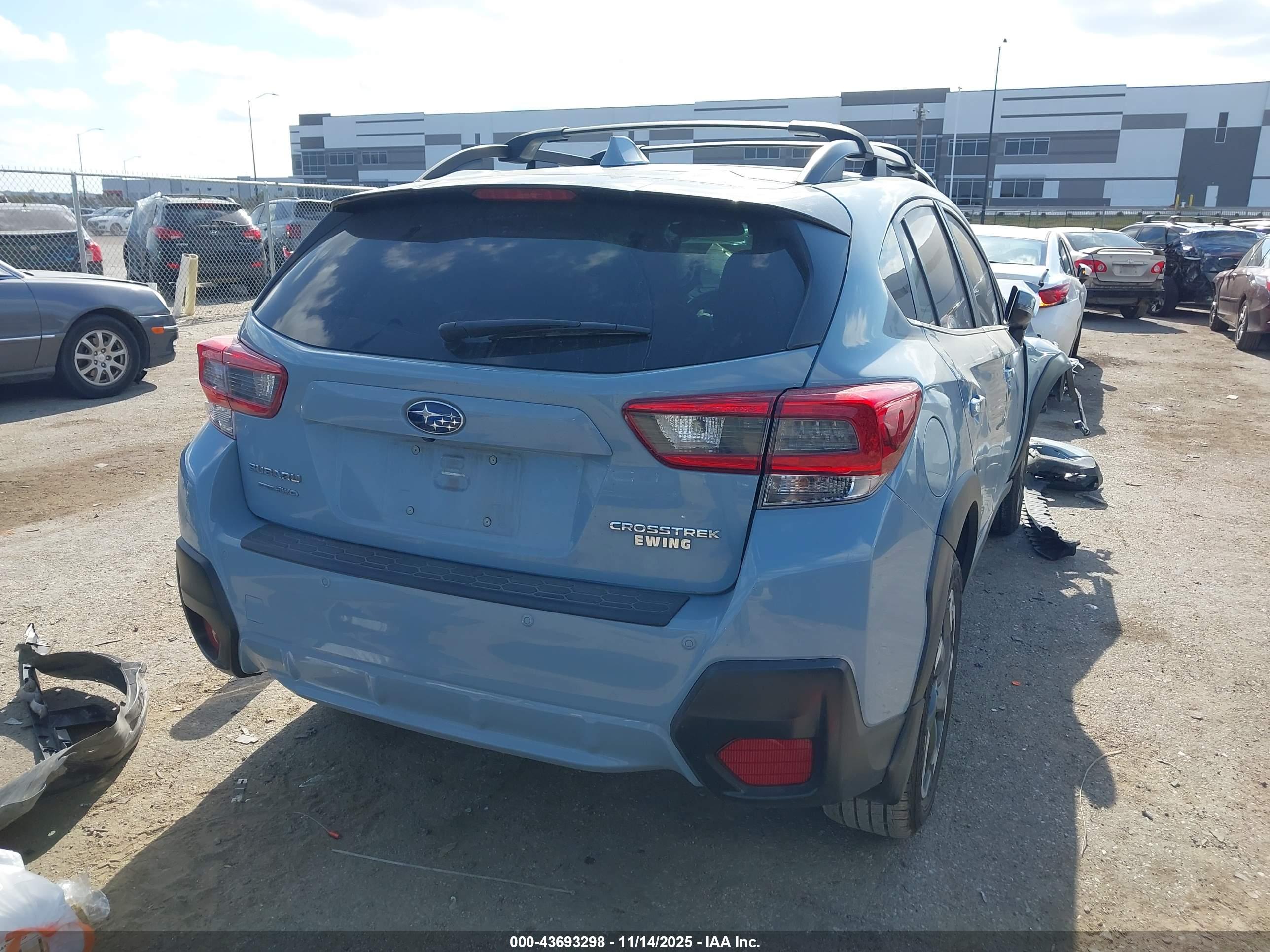 SUBARU CROSSTREK image 4
