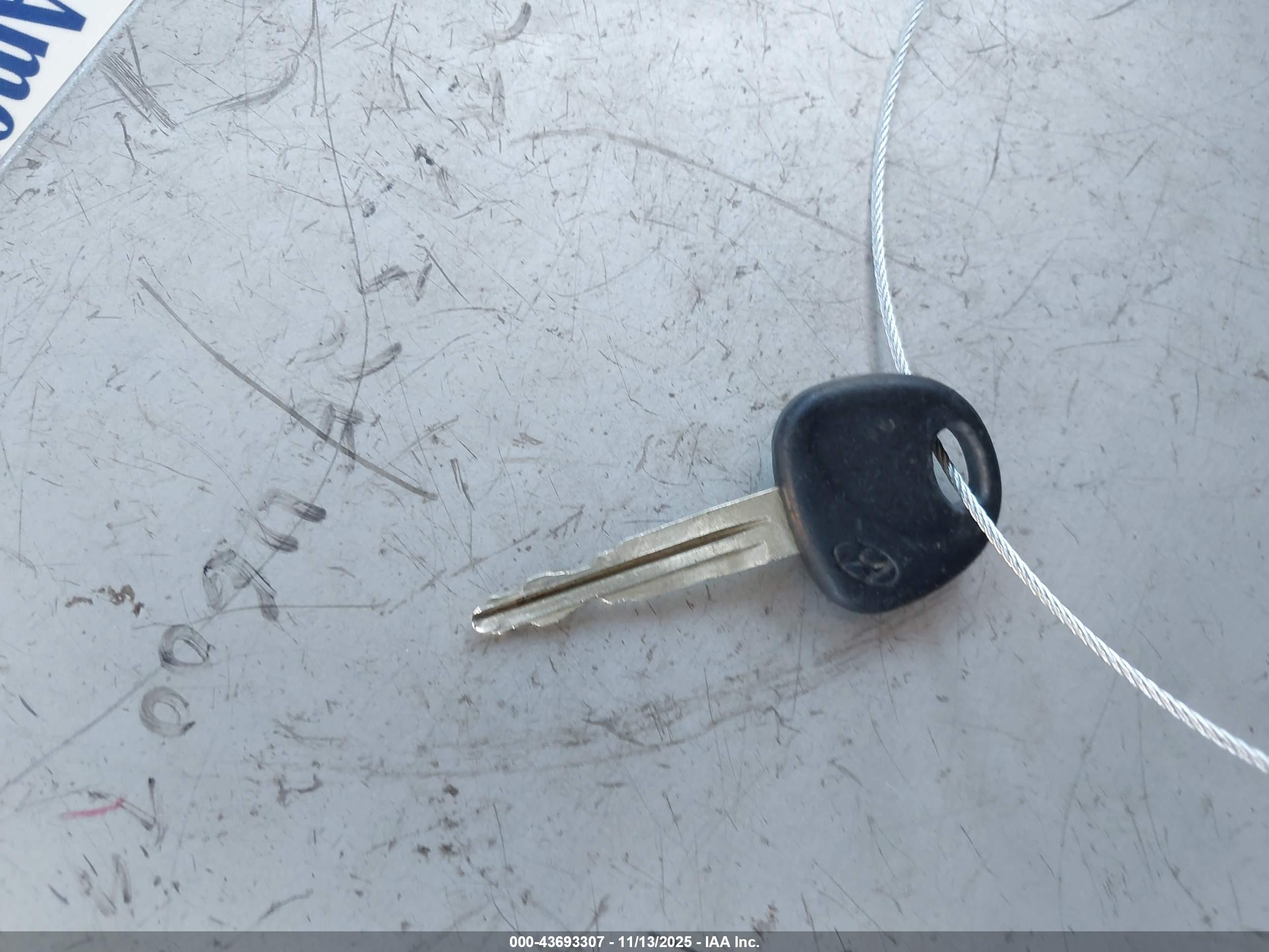 HYUNDAI TUCSON image 11