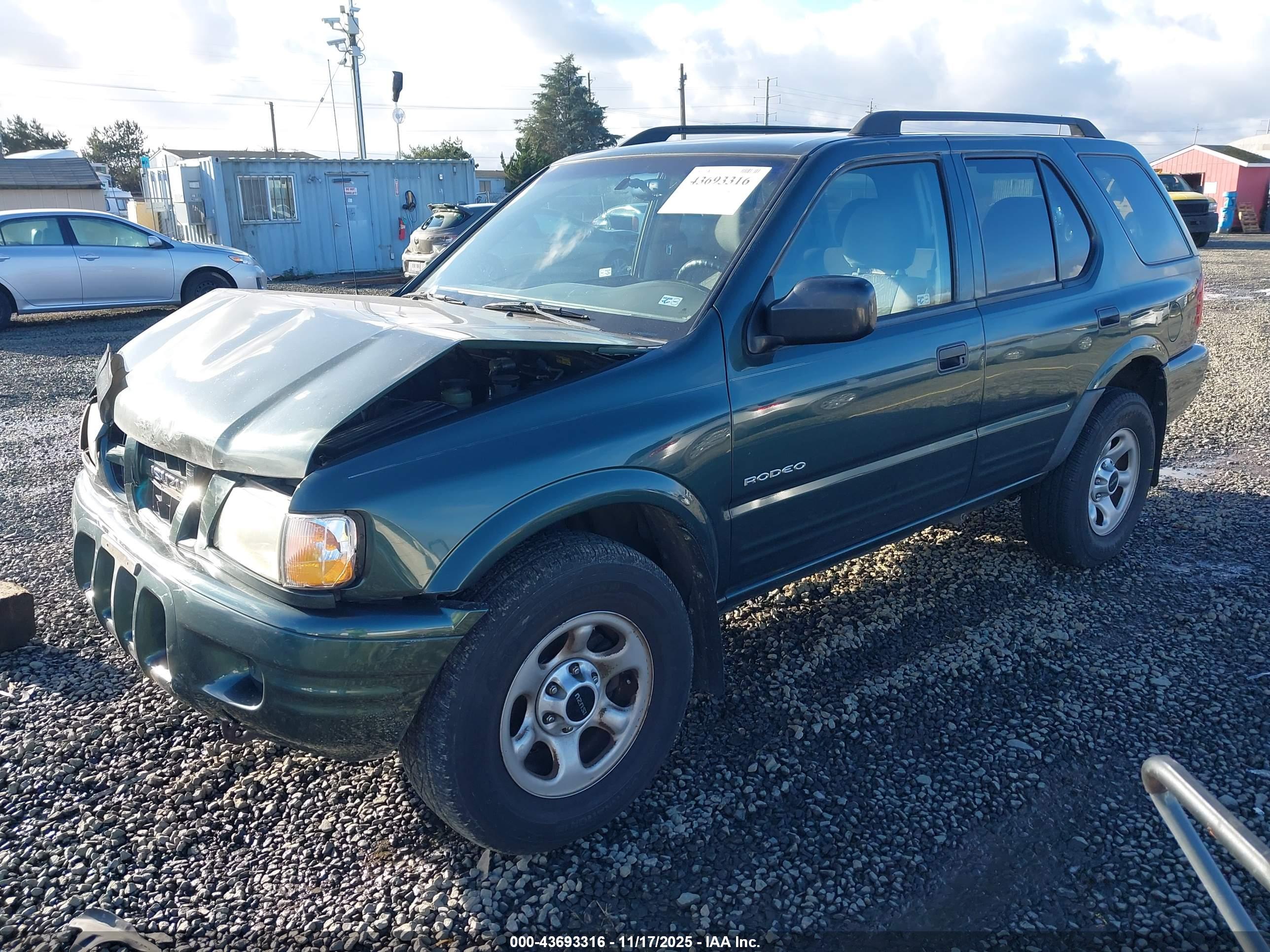 ISUZU RODEO image 2