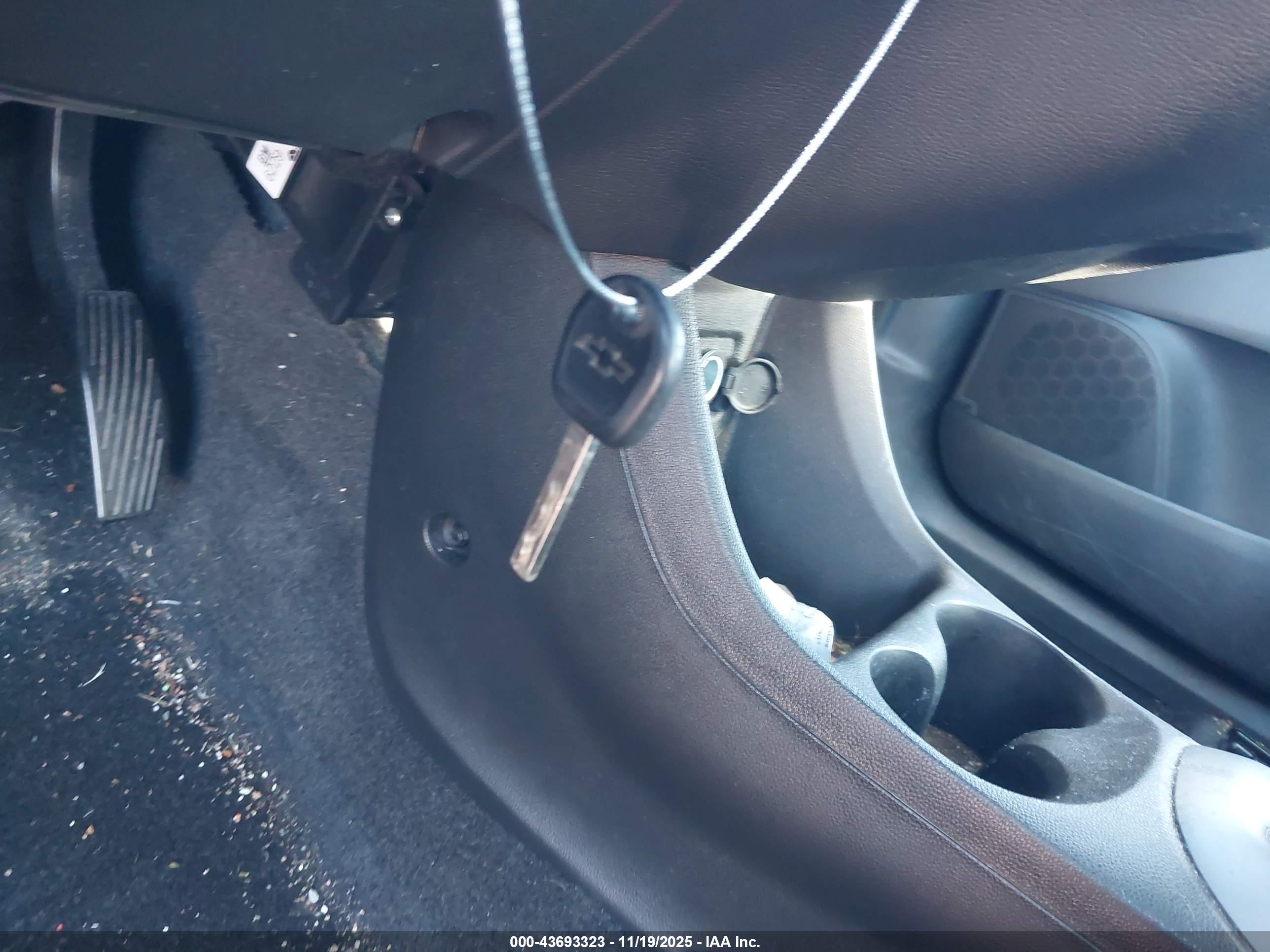 CHEVROLET SPARK image 11