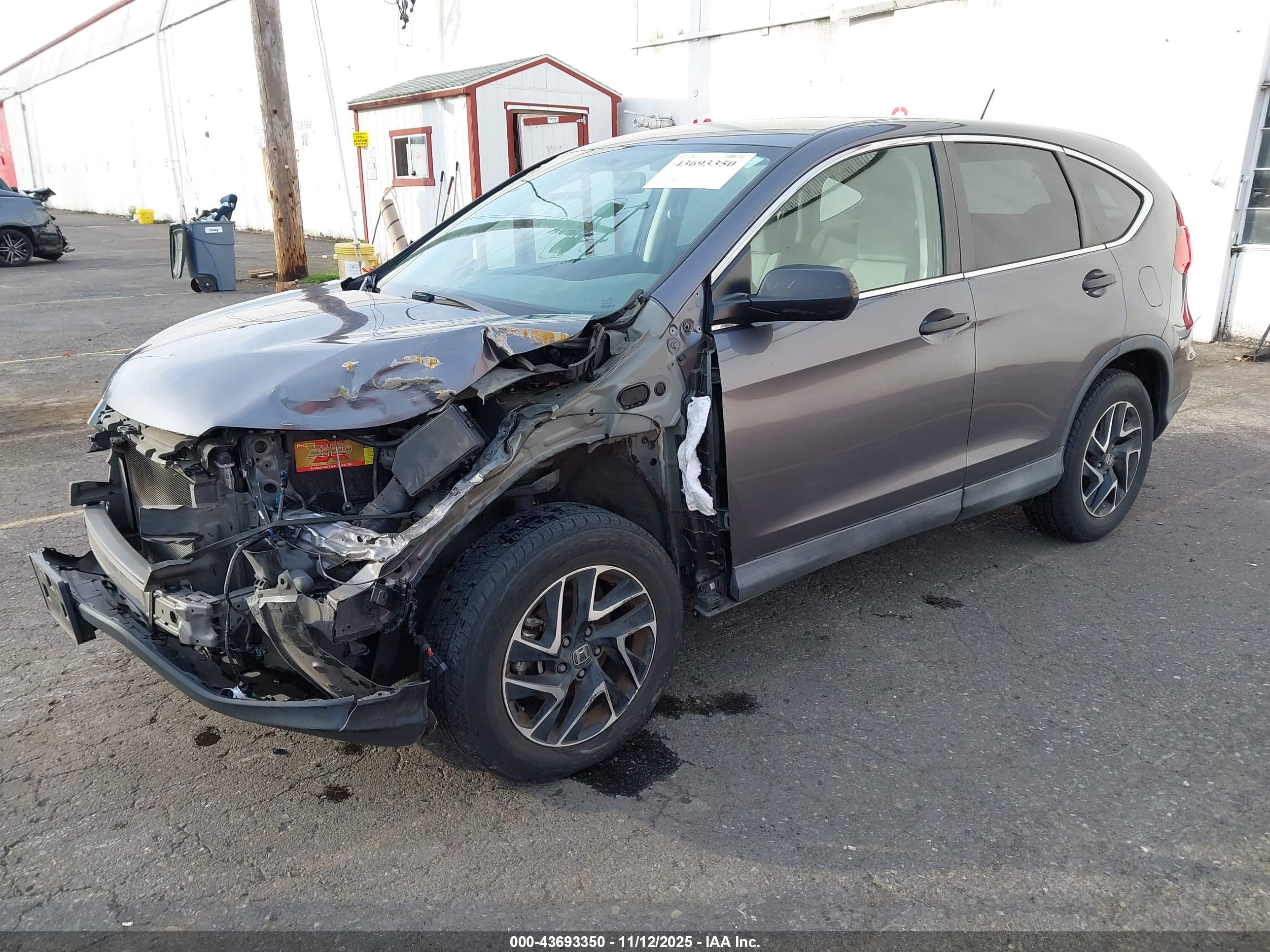 HONDA CR-V image 2