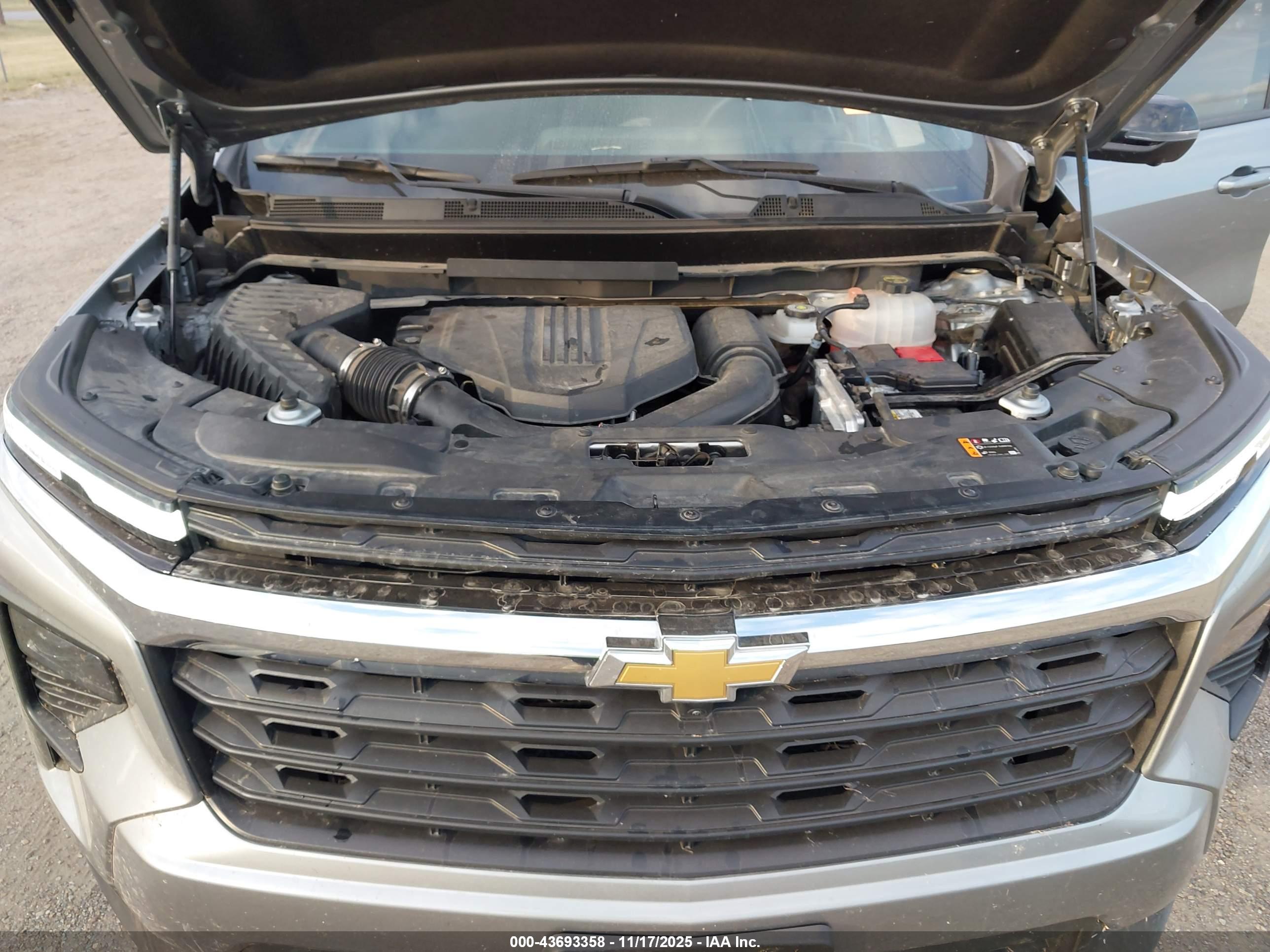 CHEVROLET TRAVERSE image 10