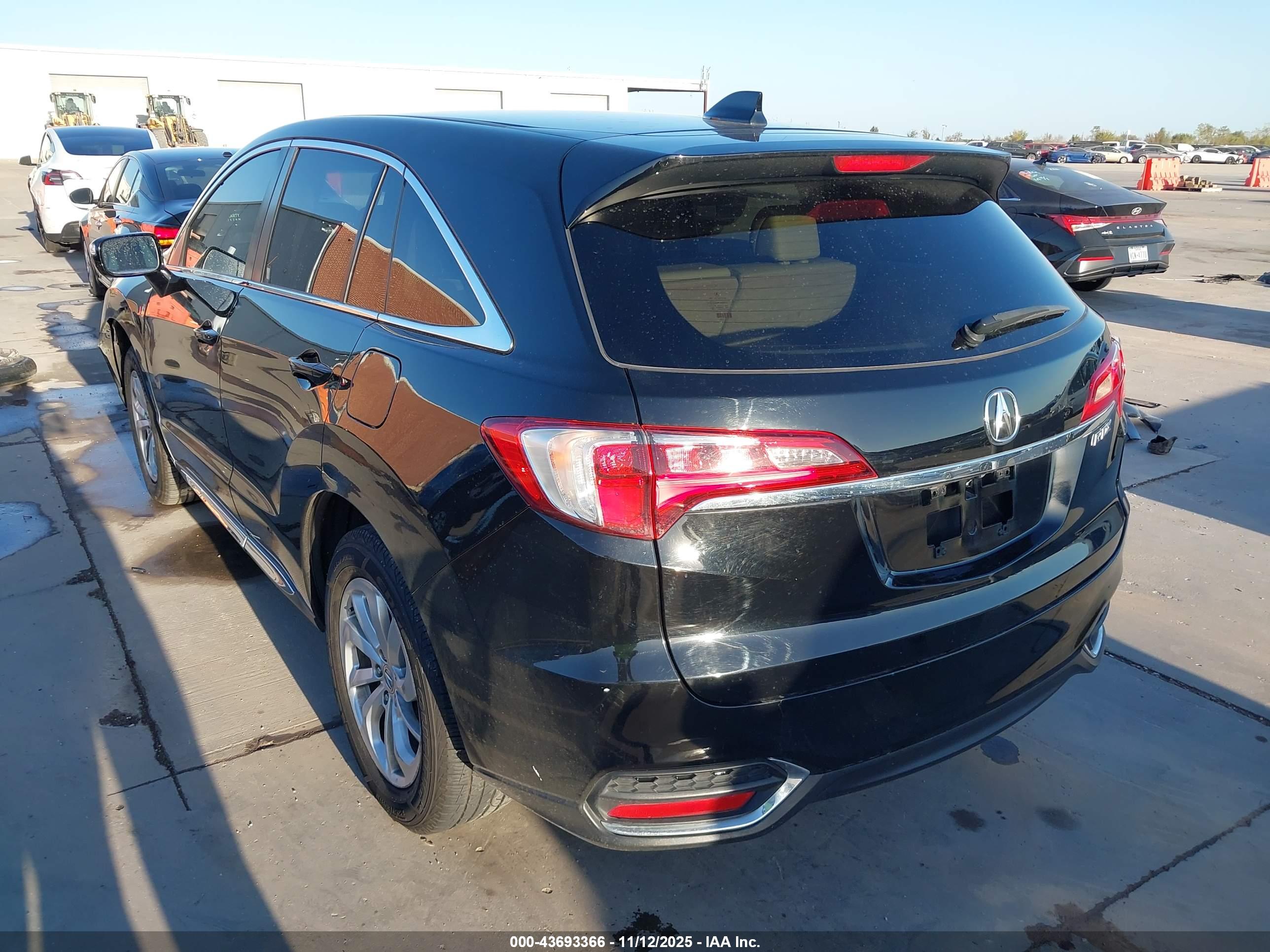 ACURA RDX image 3