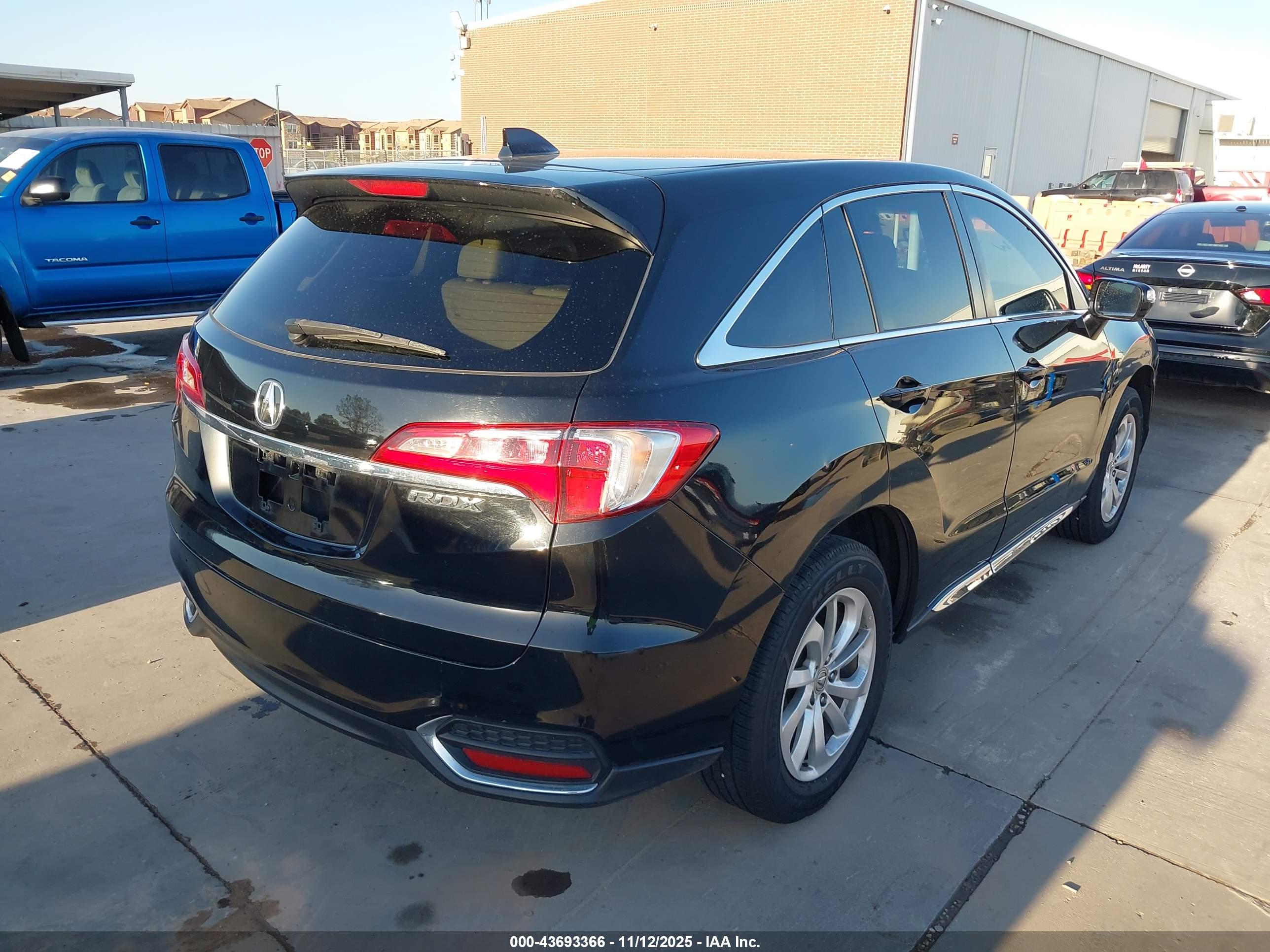 ACURA RDX image 4