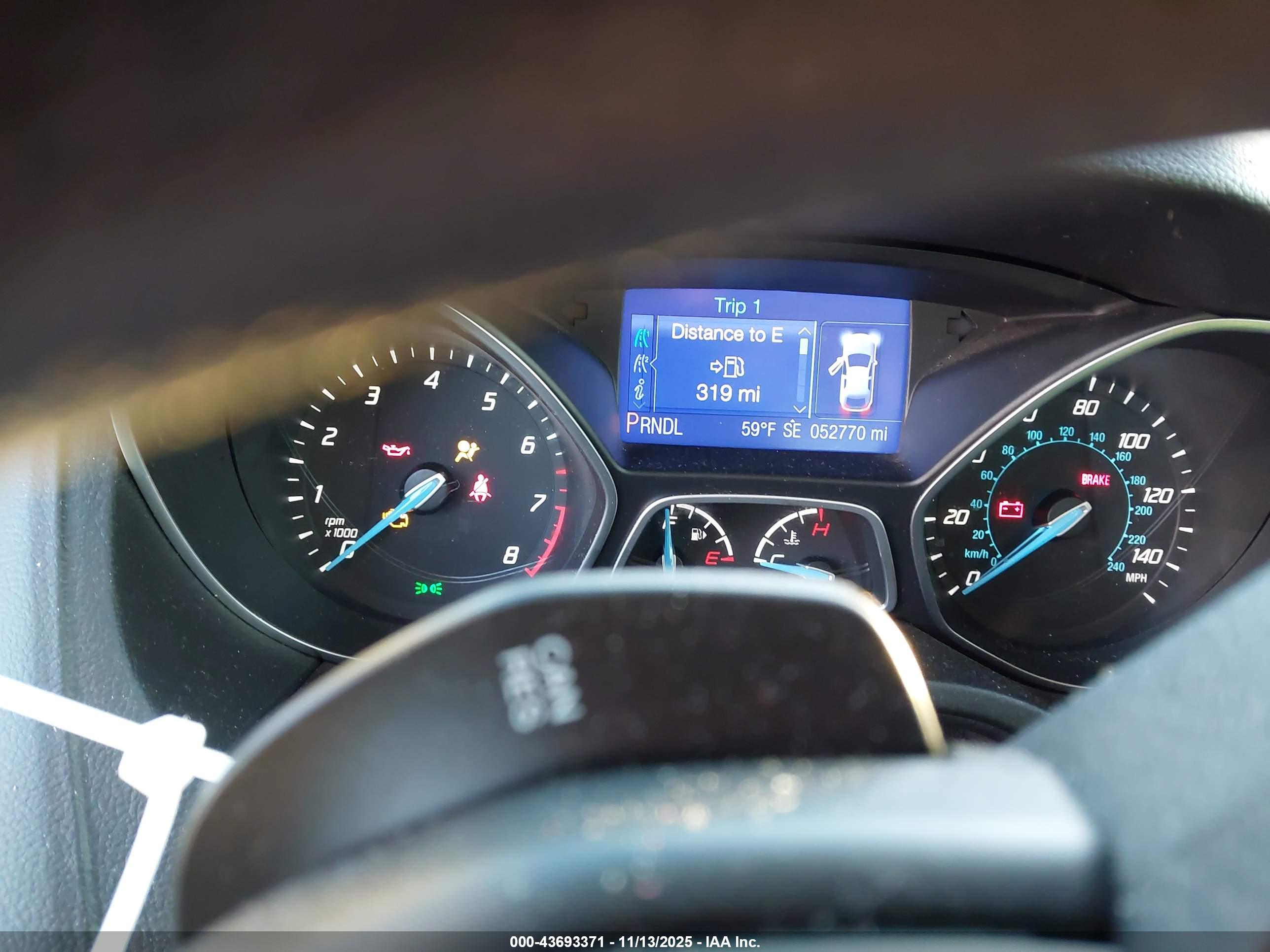 FORD FOCUS image 7