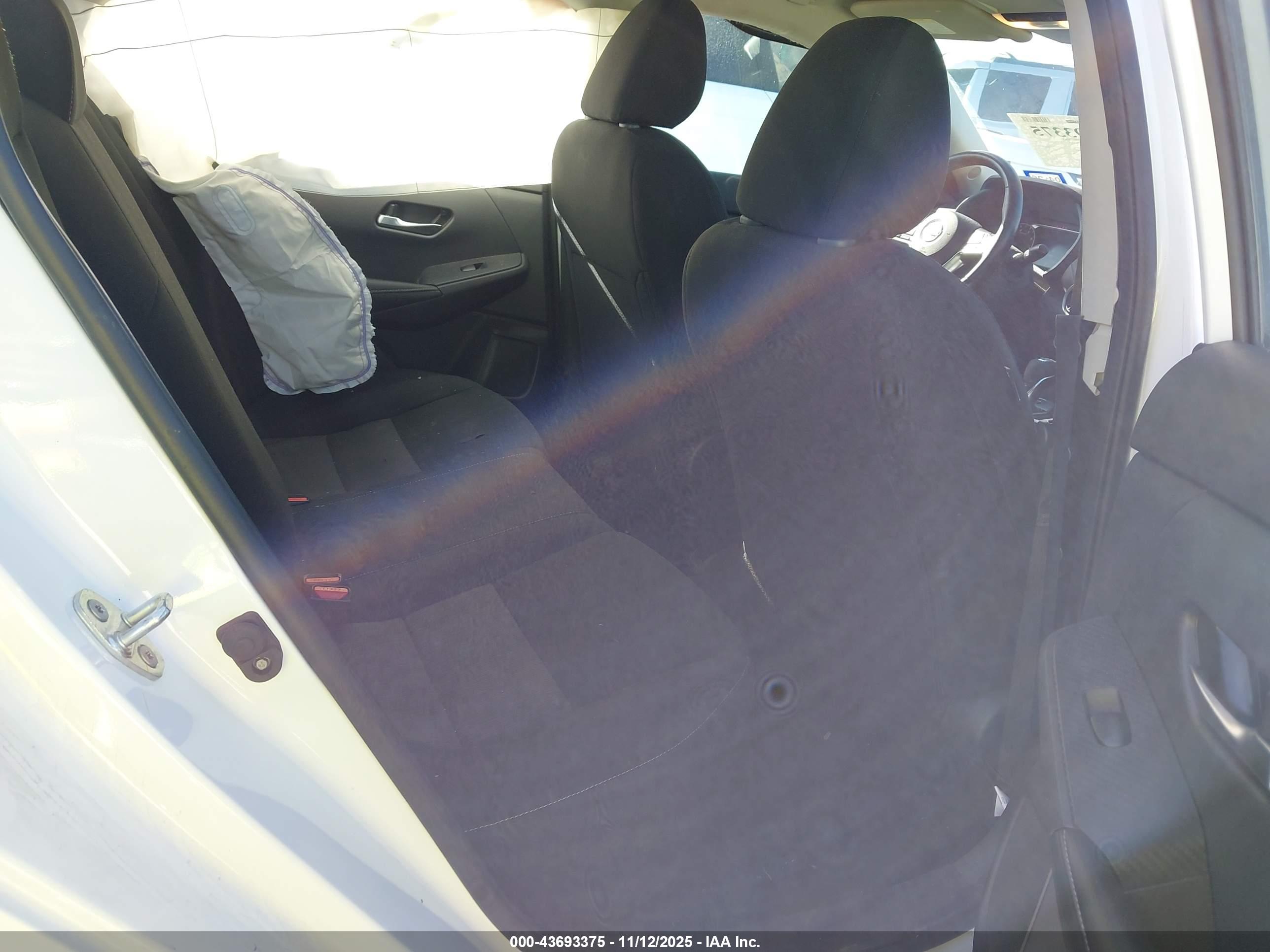 NISSAN SENTRA image 8