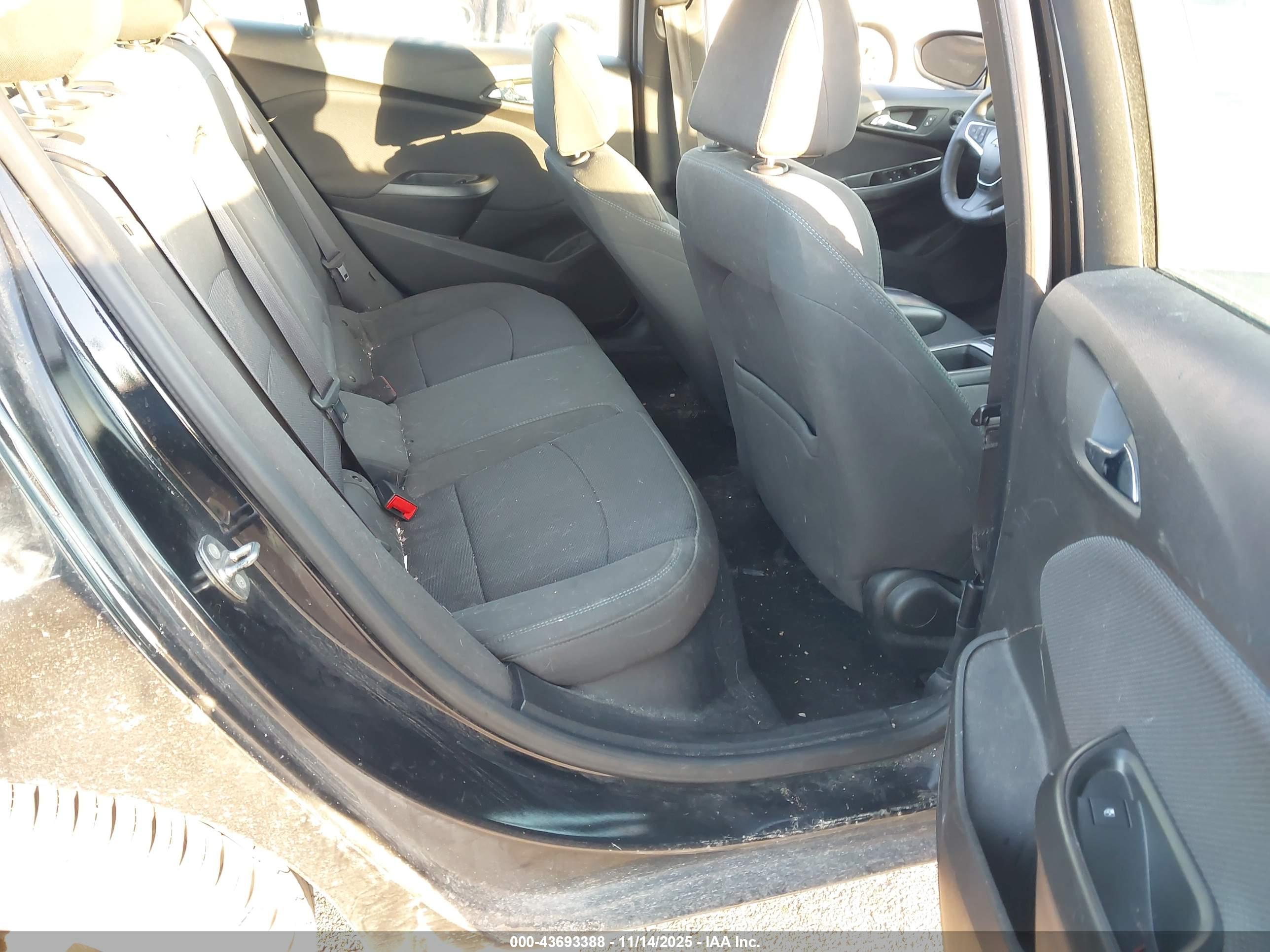 CHEVROLET CRUZE image 8