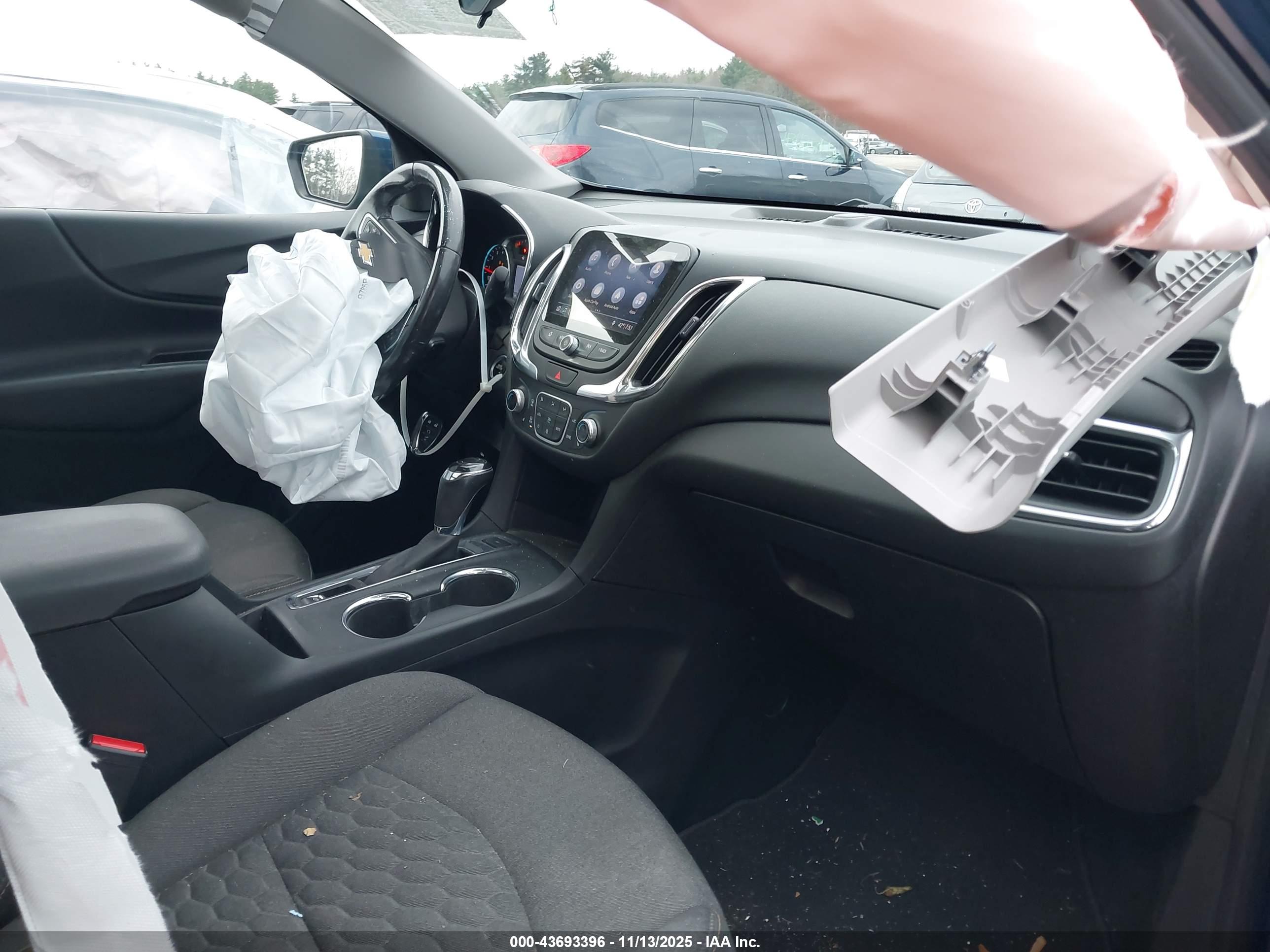 CHEVROLET EQUINOX image 5