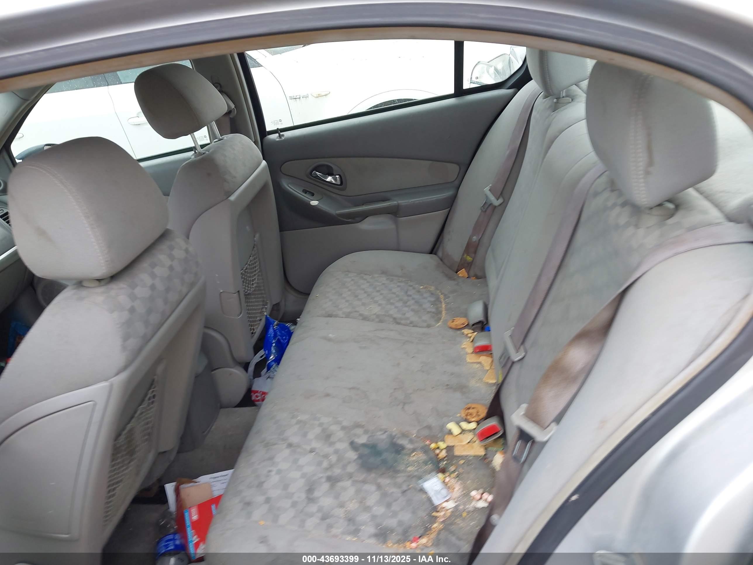 CHEVROLET MALIBU image 8