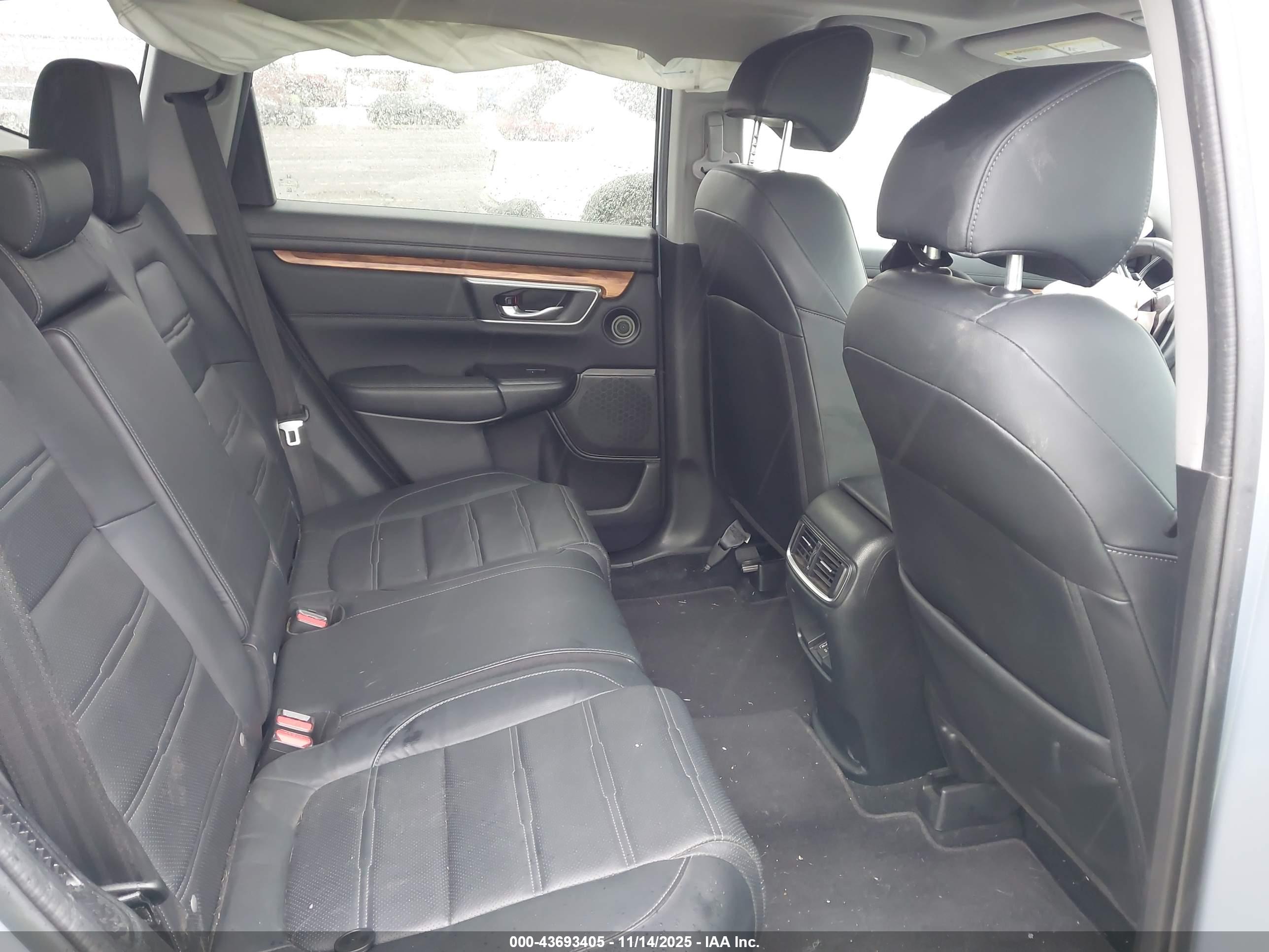 HONDA CR-V image 8