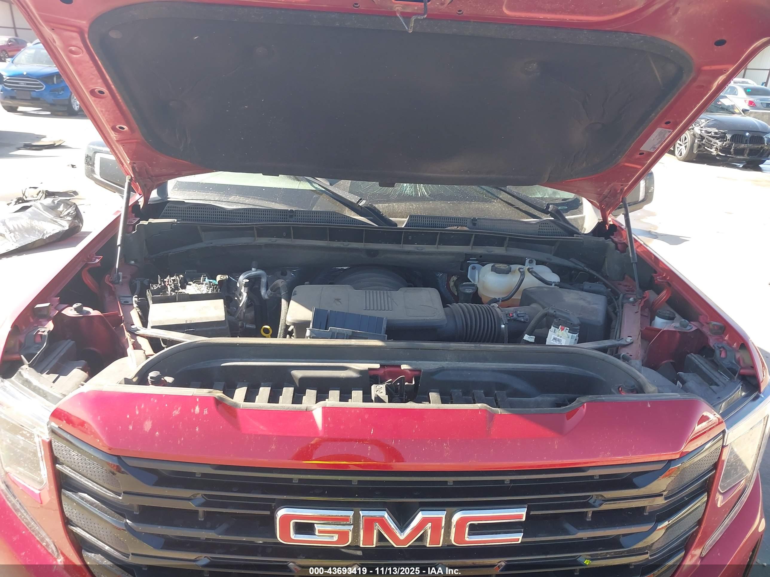 GMC SIERRA image 10