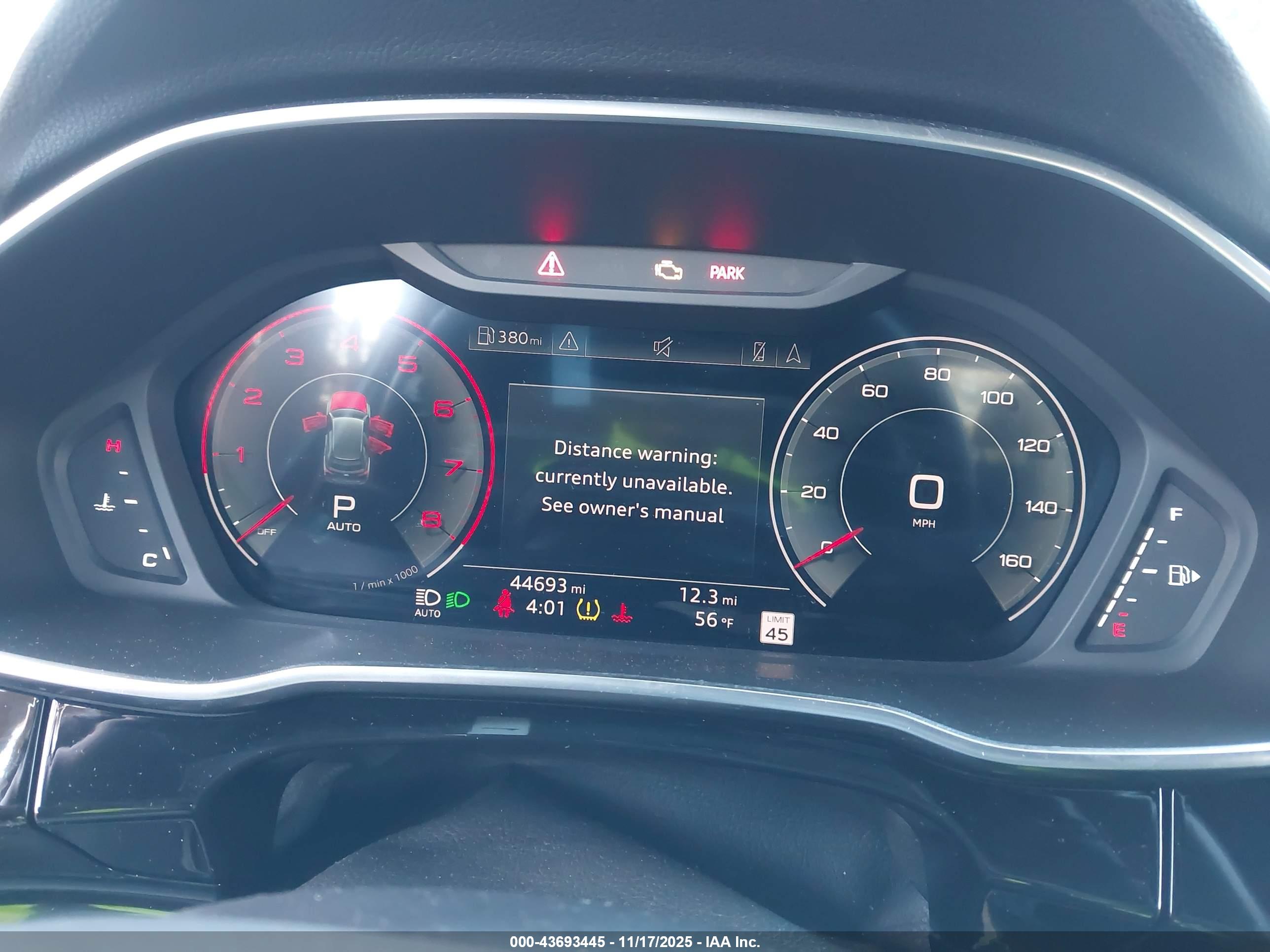 AUDI Q3 image 7
