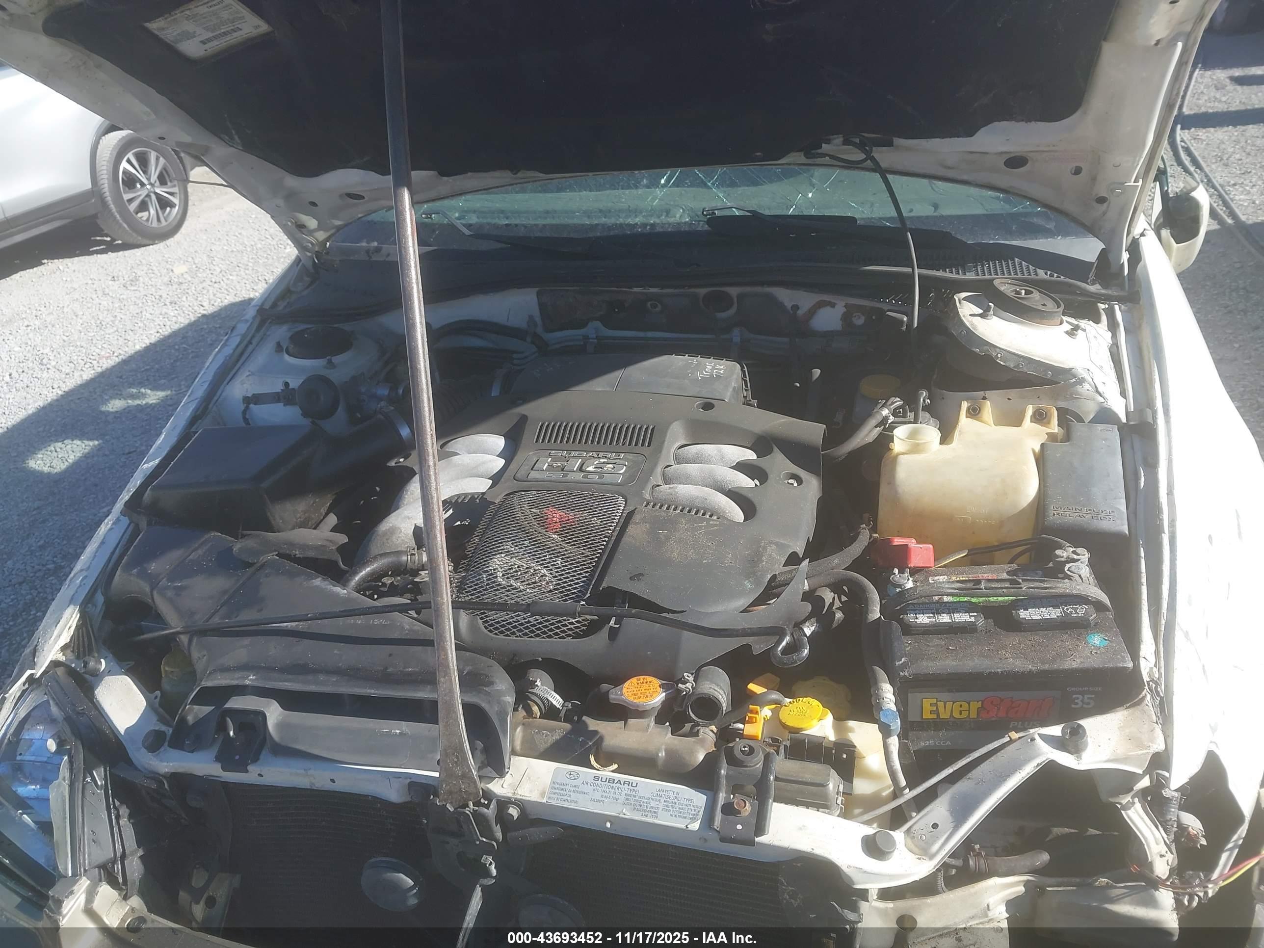 SUBARU OUTBACK image 10
