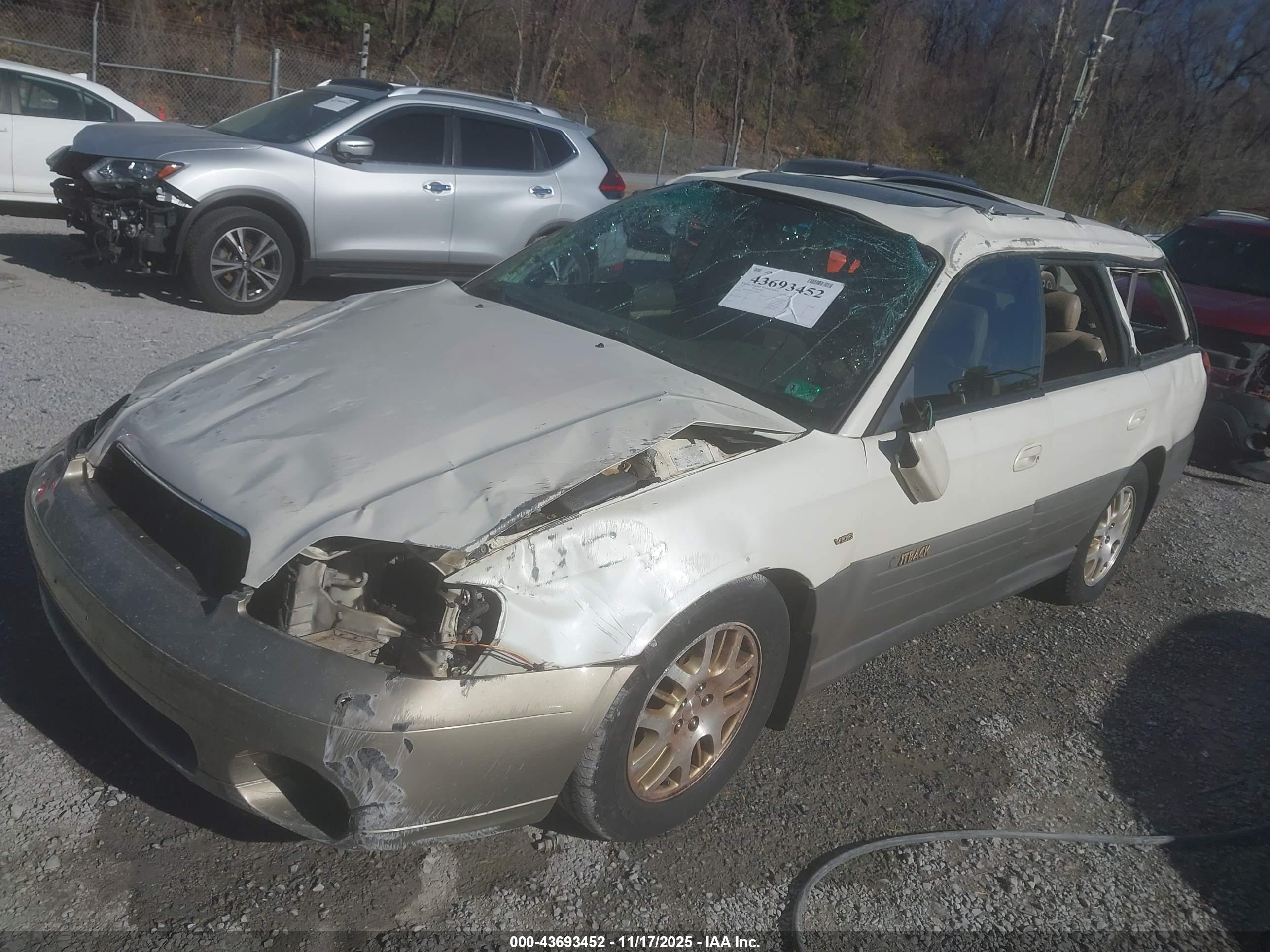 SUBARU OUTBACK image 2