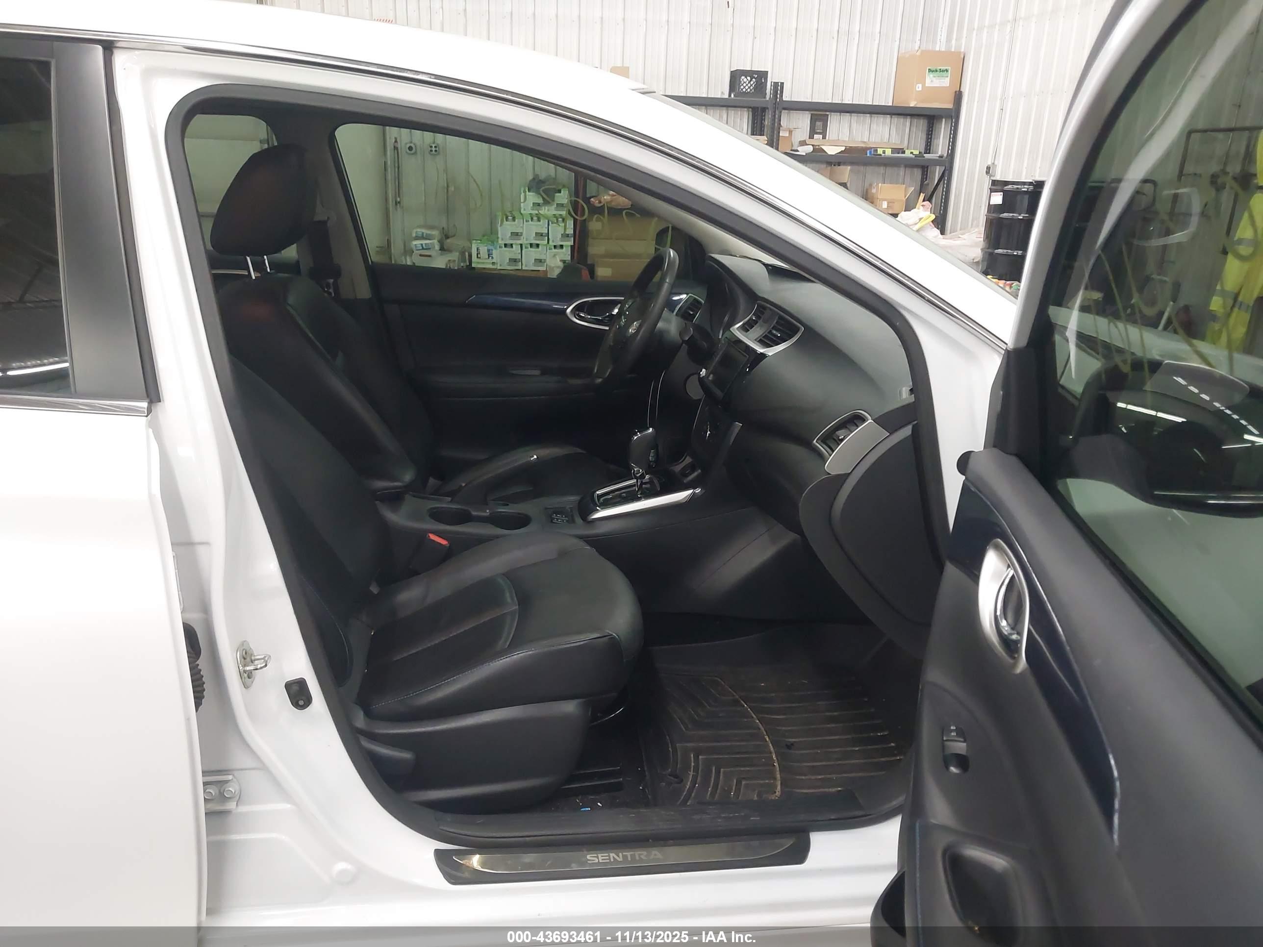 NISSAN SENTRA image 5