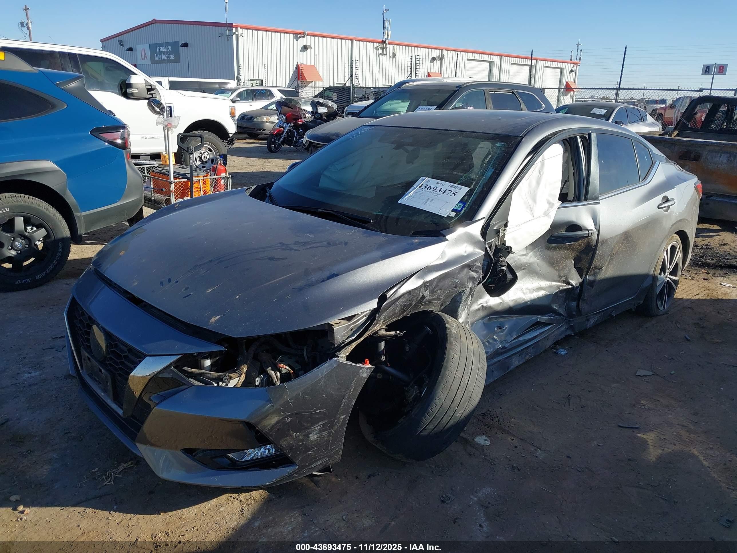 NISSAN SENTRA image 2