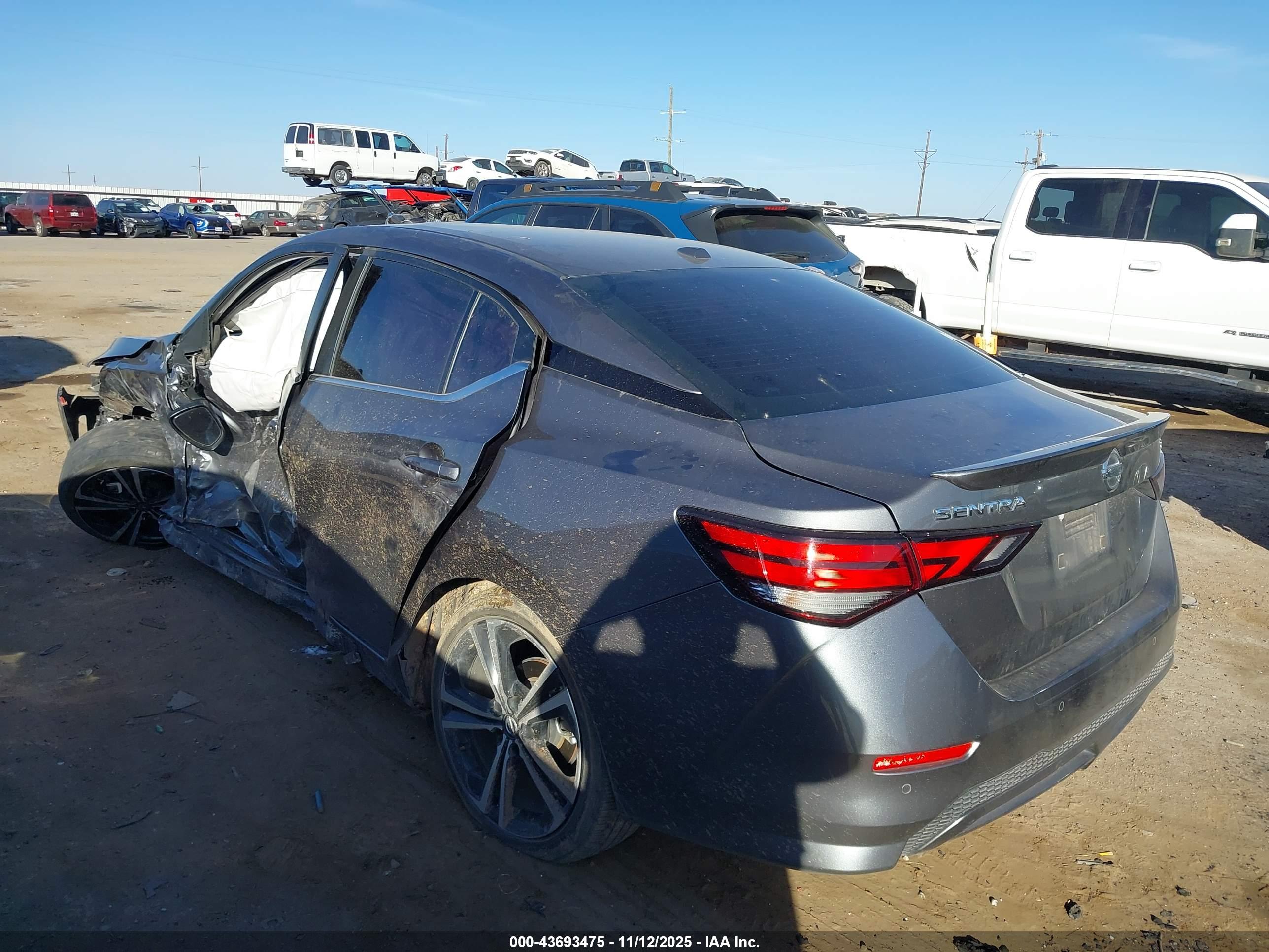 NISSAN SENTRA image 3