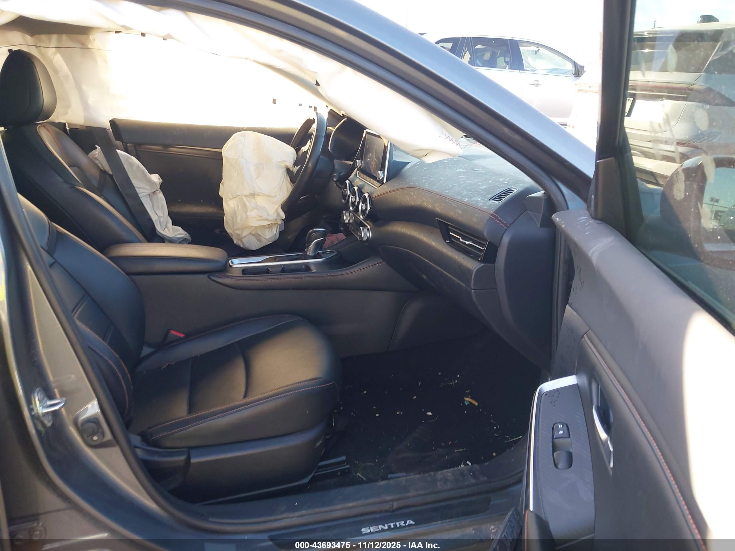 NISSAN SENTRA image 5