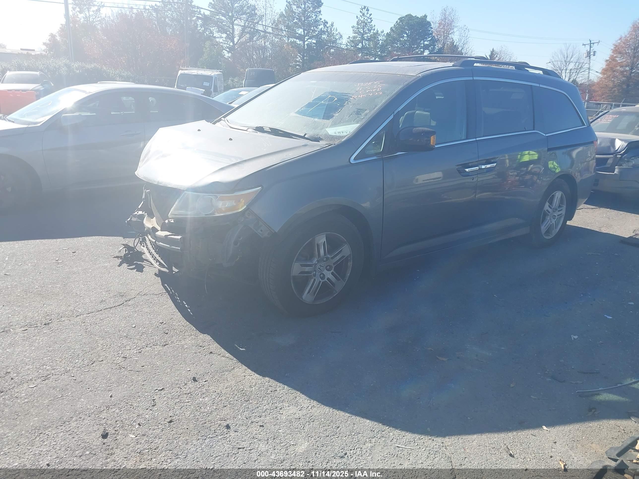 HONDA ODYSSEY image 2