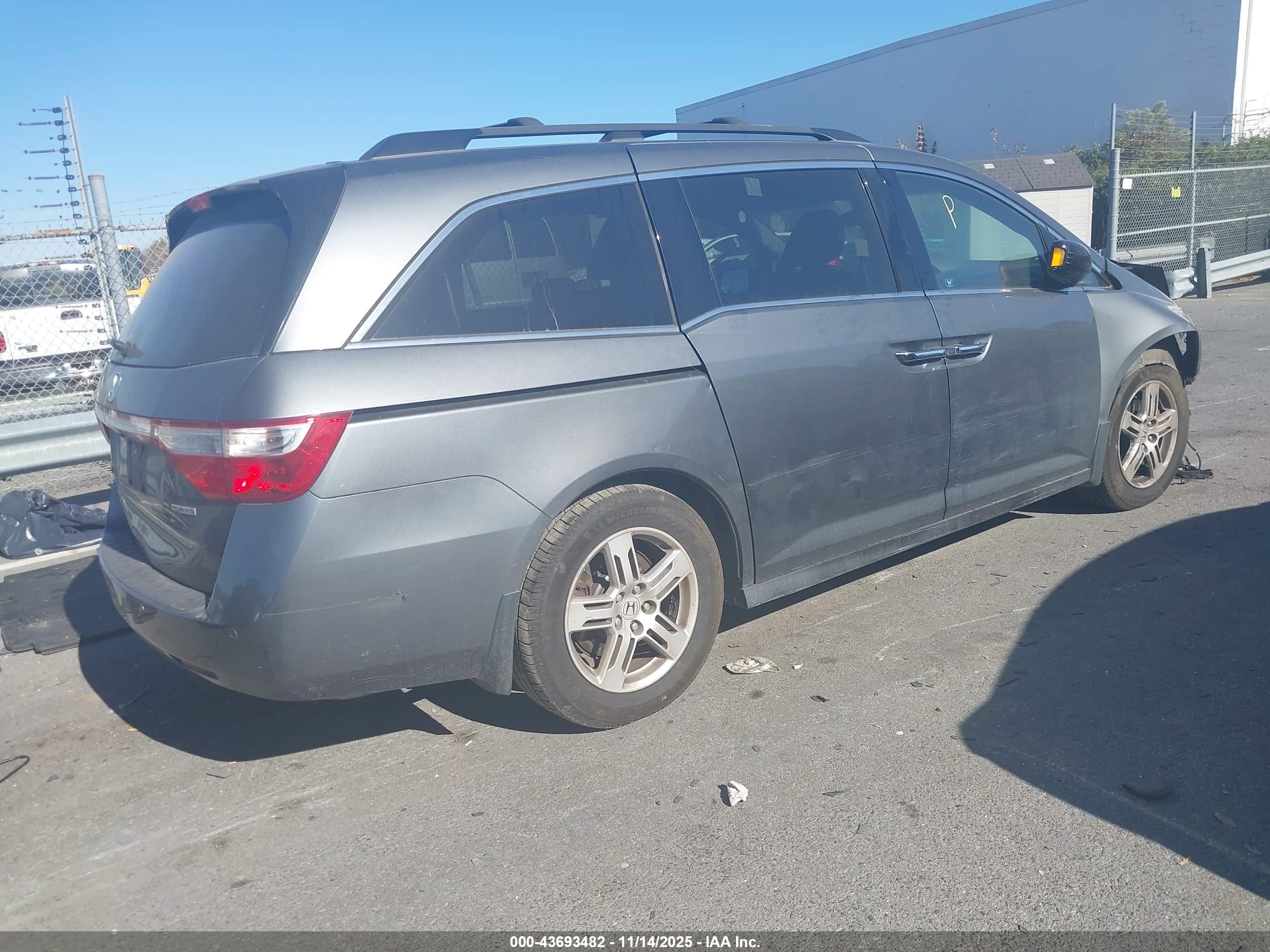 HONDA ODYSSEY image 4