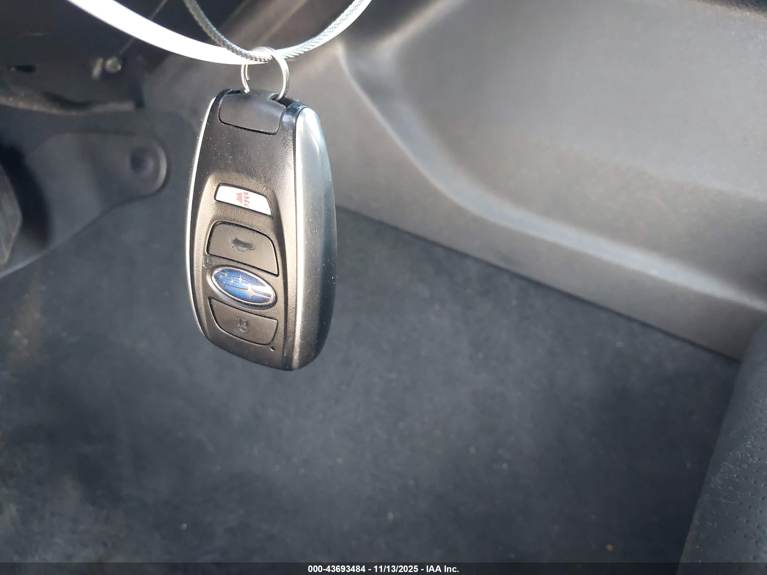 SUBARU OUTBACK image 11