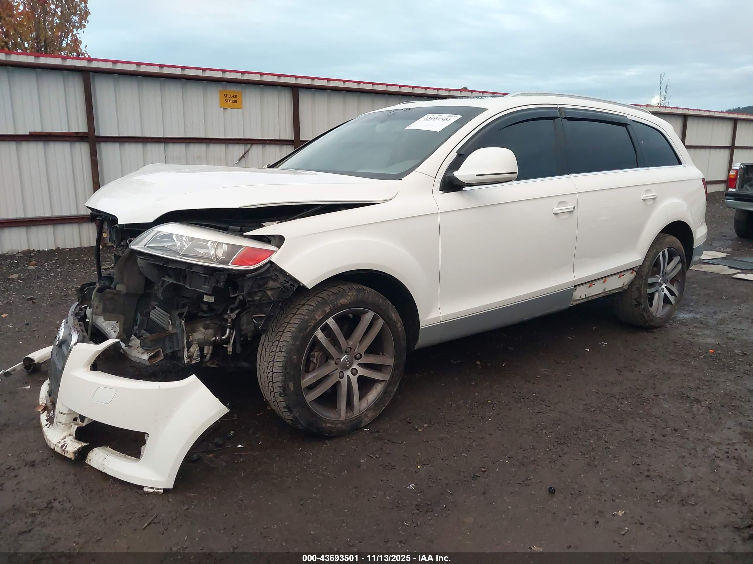 AUDI Q7 image 2