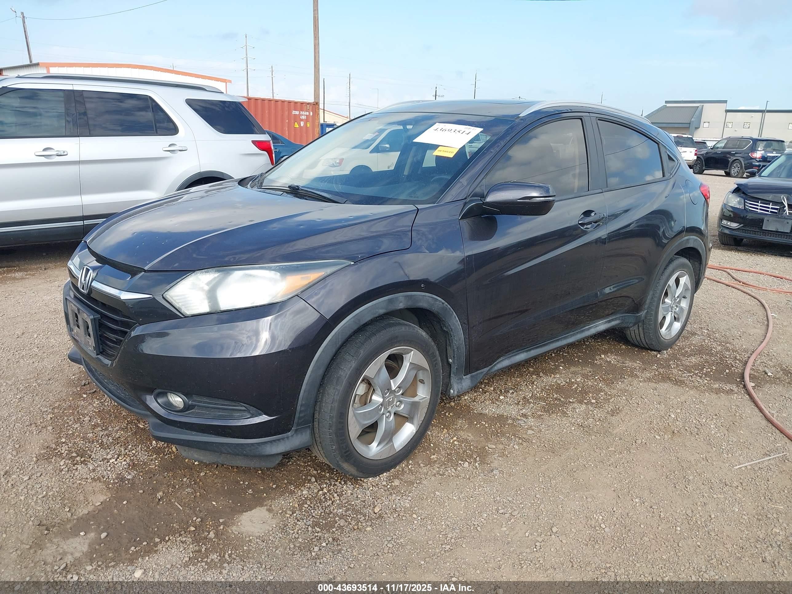 HONDA HR-V image 2