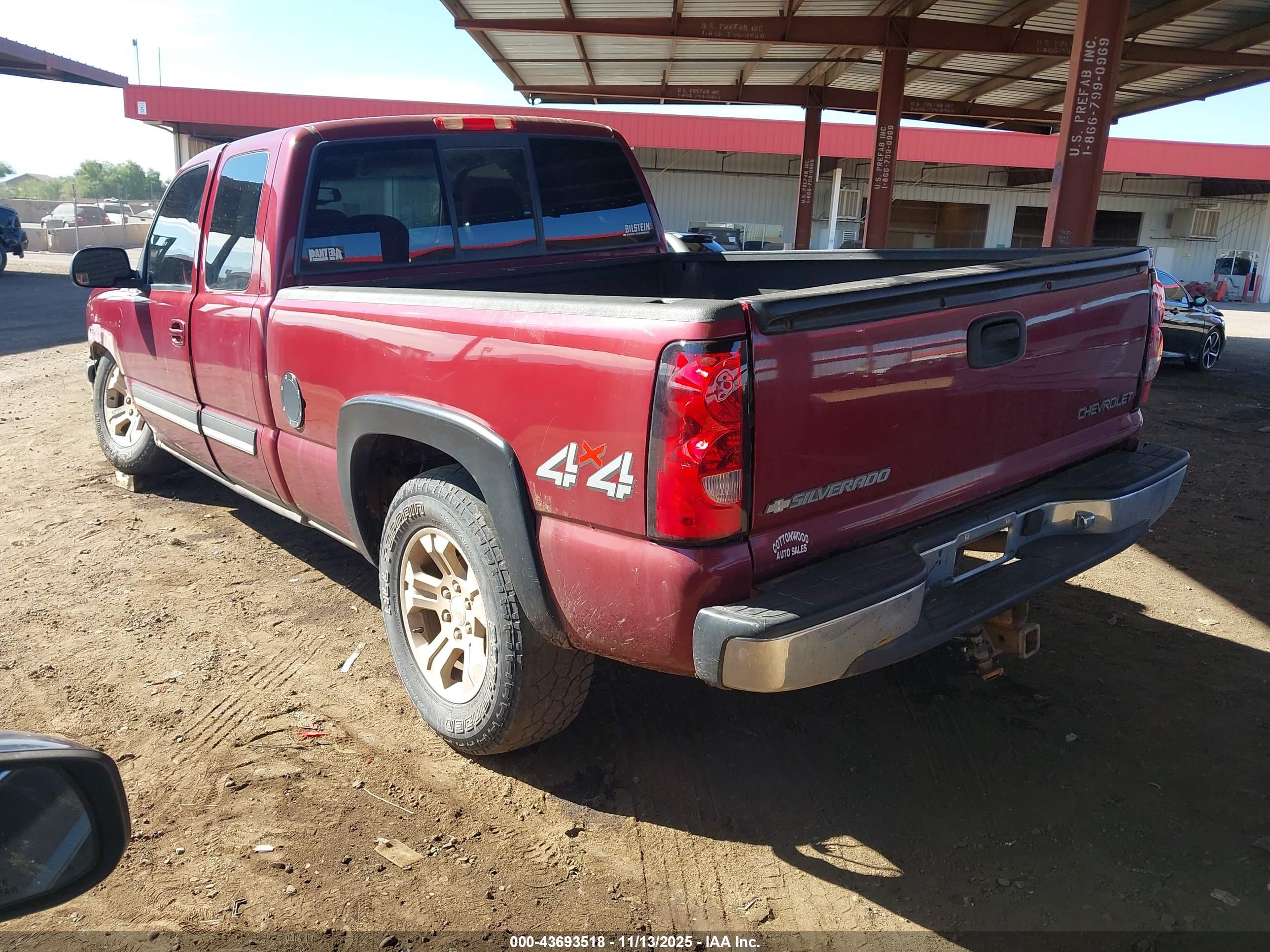 CHEVROLET SILVERADO image 3