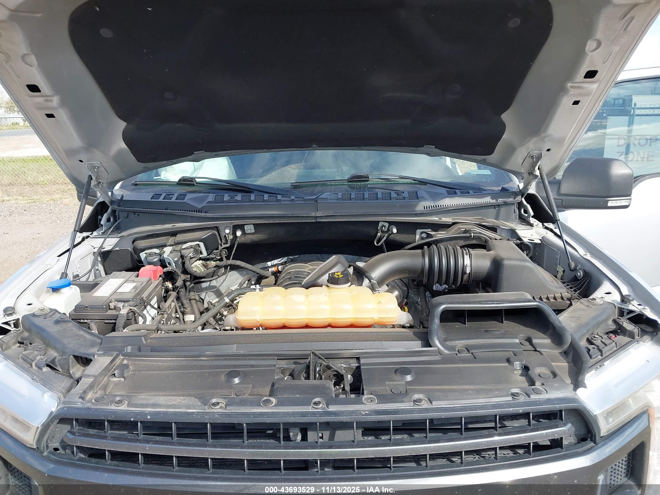 FORD F-150 image 10
