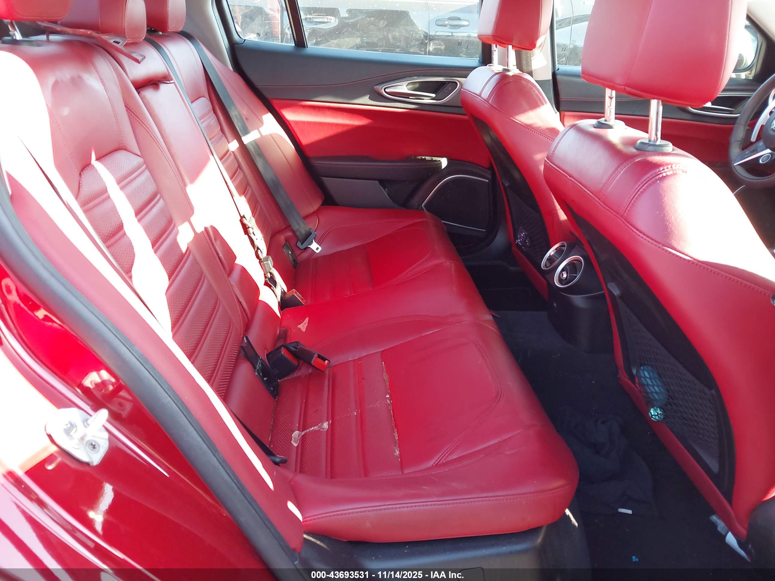 ALFA ROMEO image 8