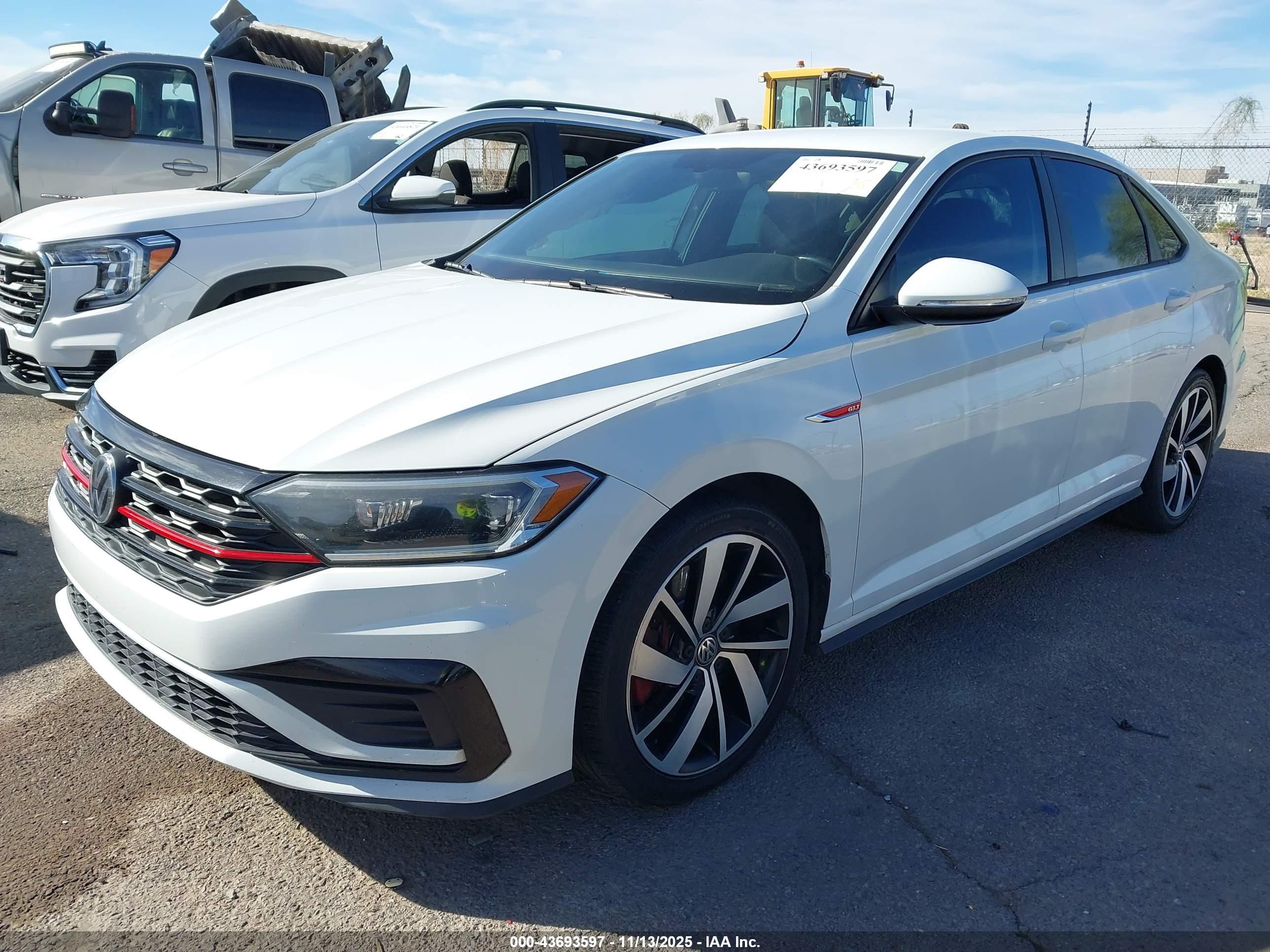 VOLKSWAGEN JETTA image 2