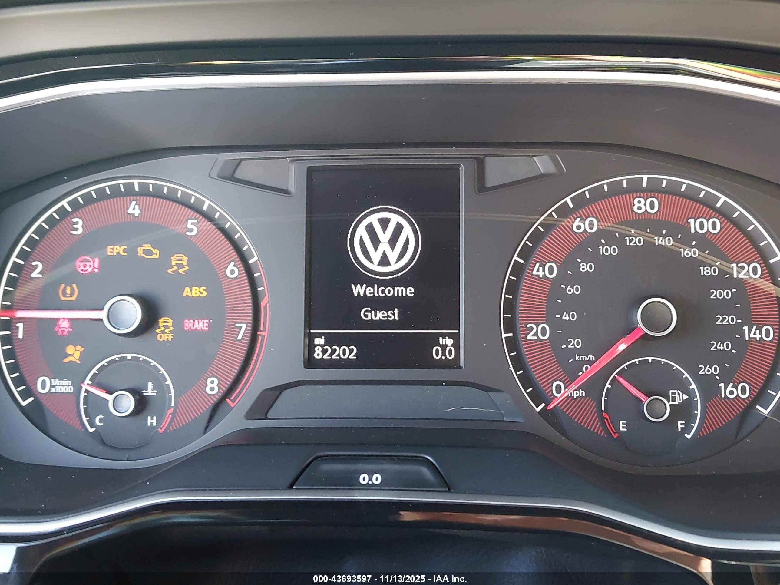 VOLKSWAGEN JETTA image 7