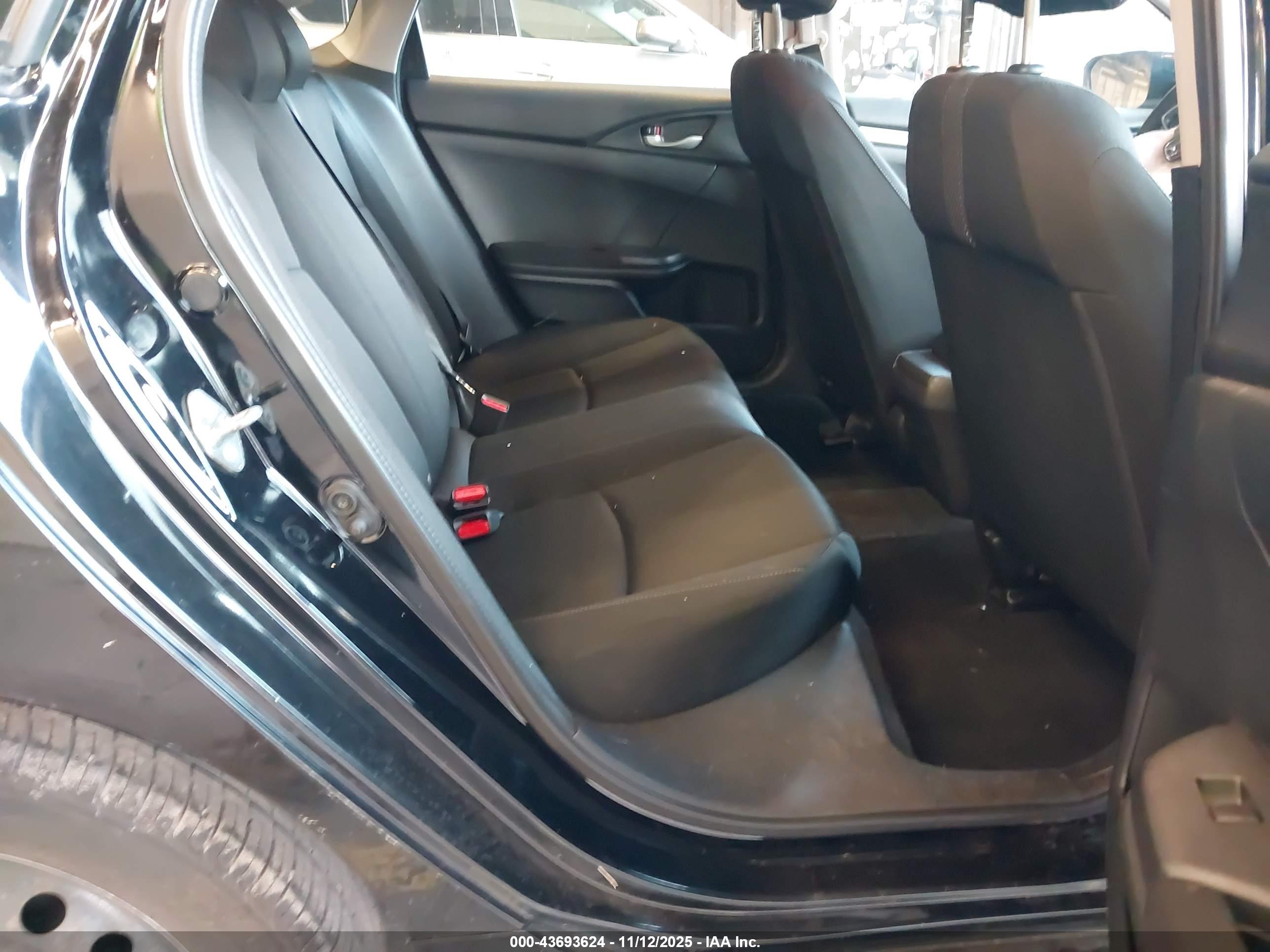 HONDA CIVIC image 8