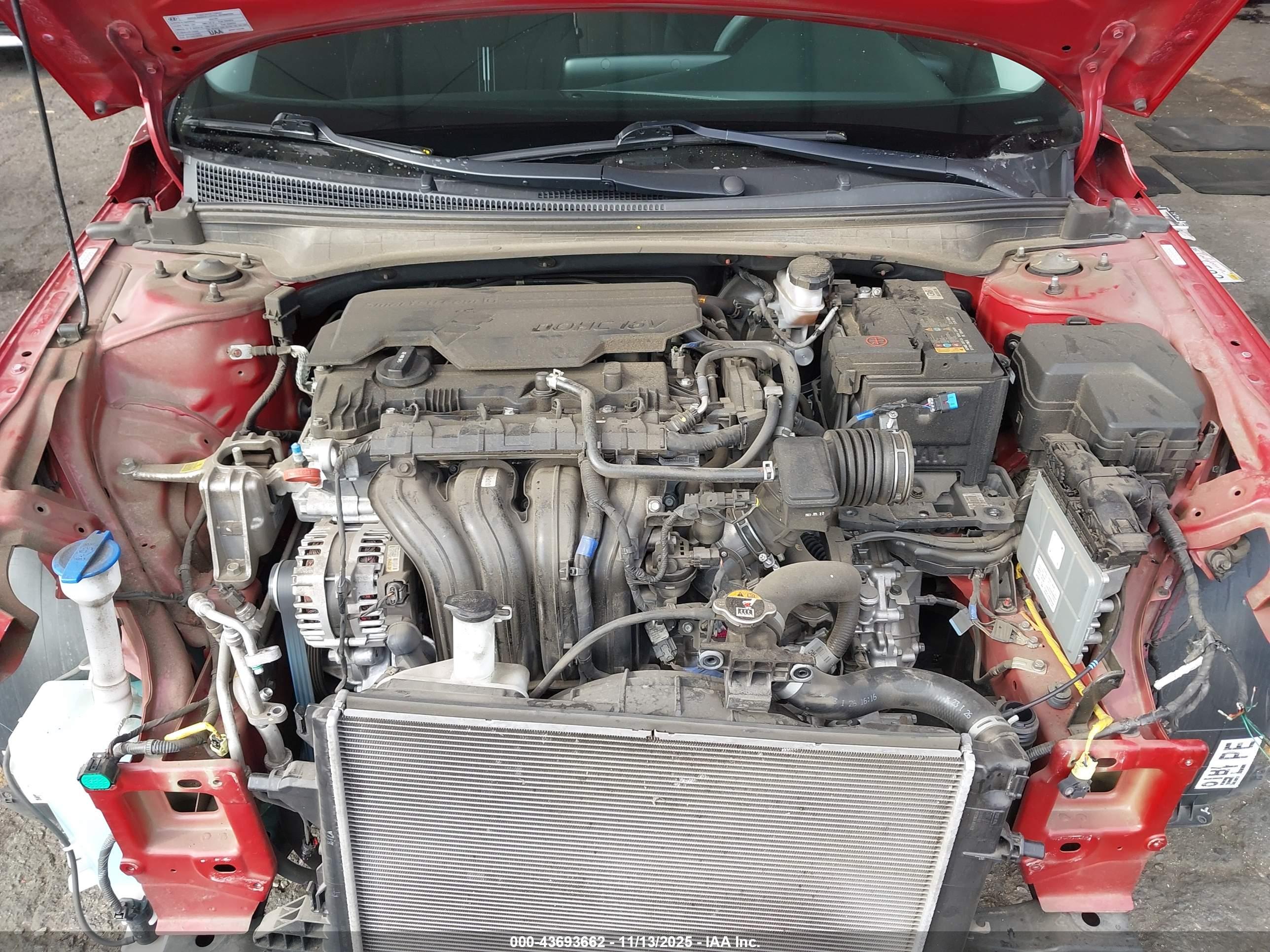 HYUNDAI ELANTRA image 10