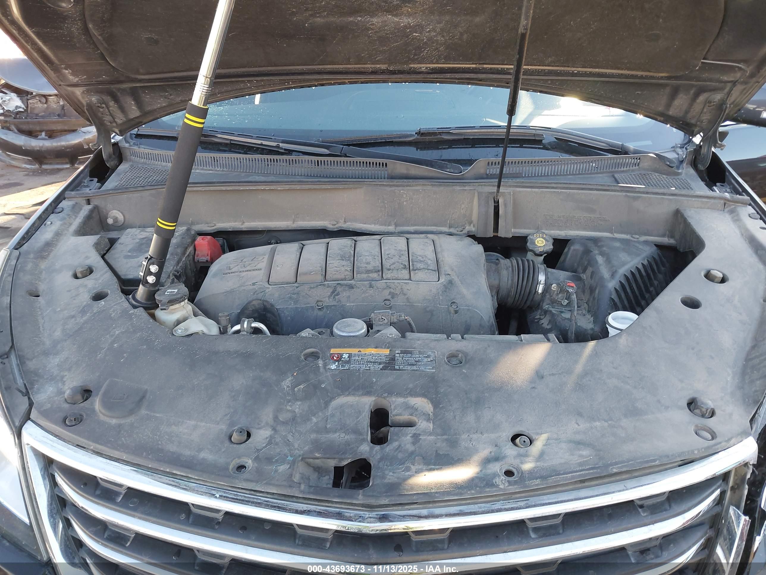 CHEVROLET TRAVERSE image 10