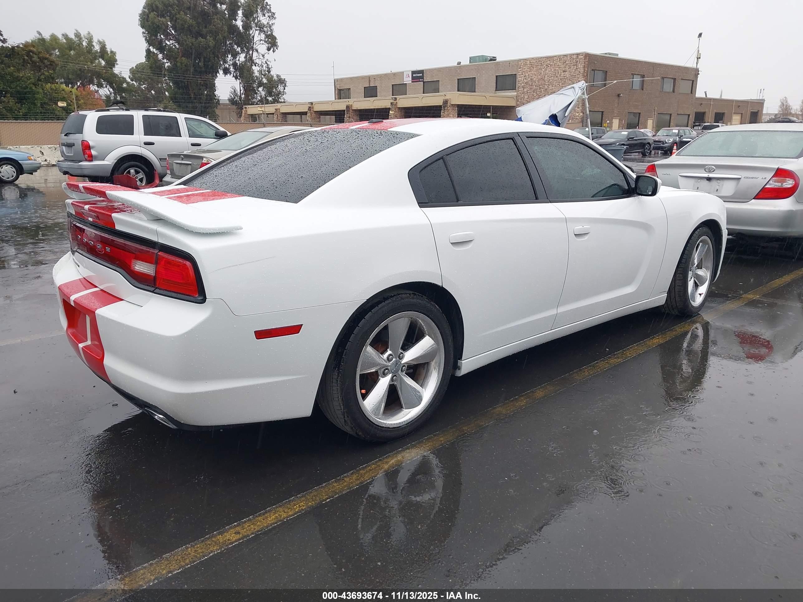 DODGE CHARGER image 4