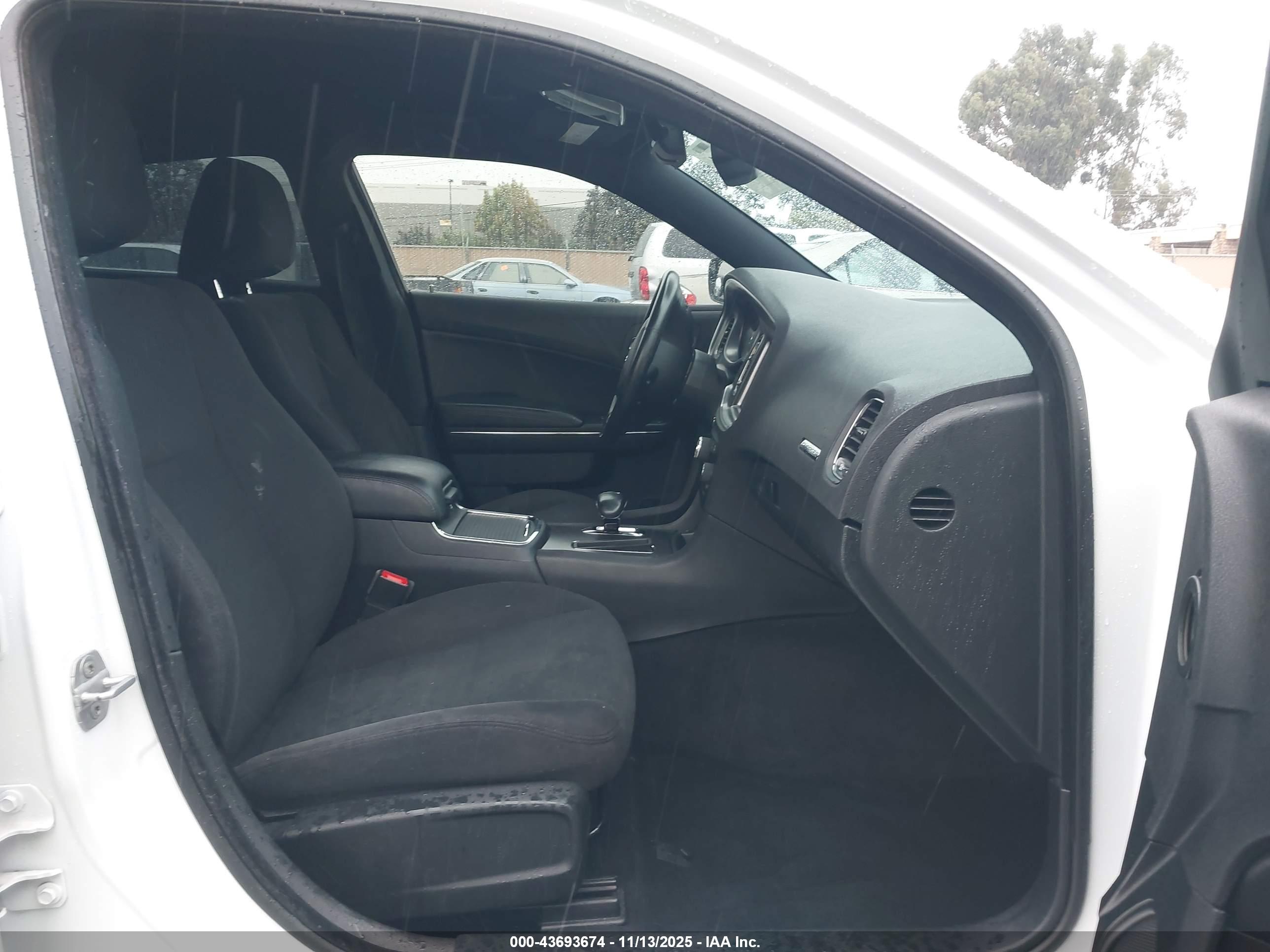 DODGE CHARGER image 5