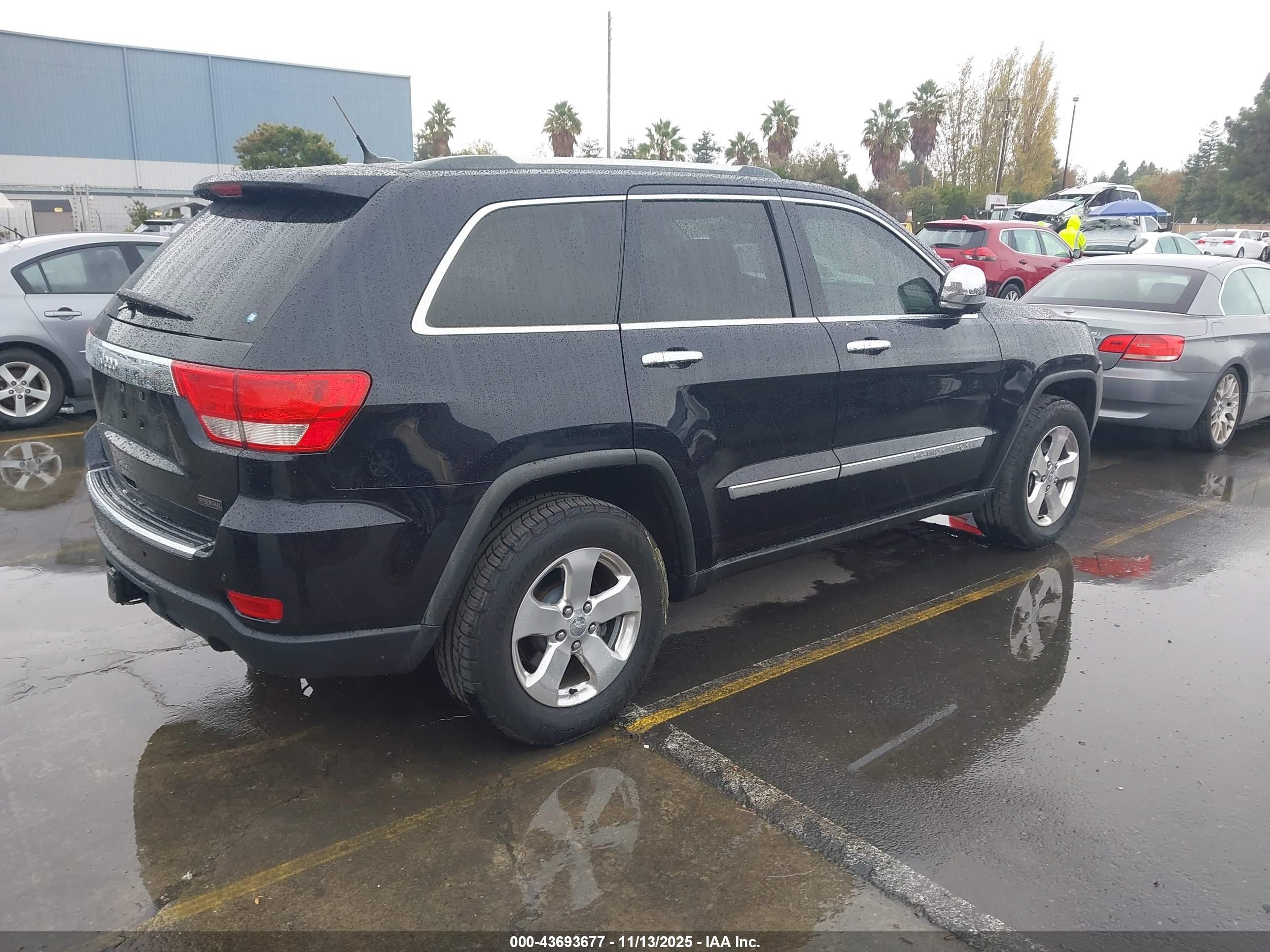 JEEP GRAND image 4