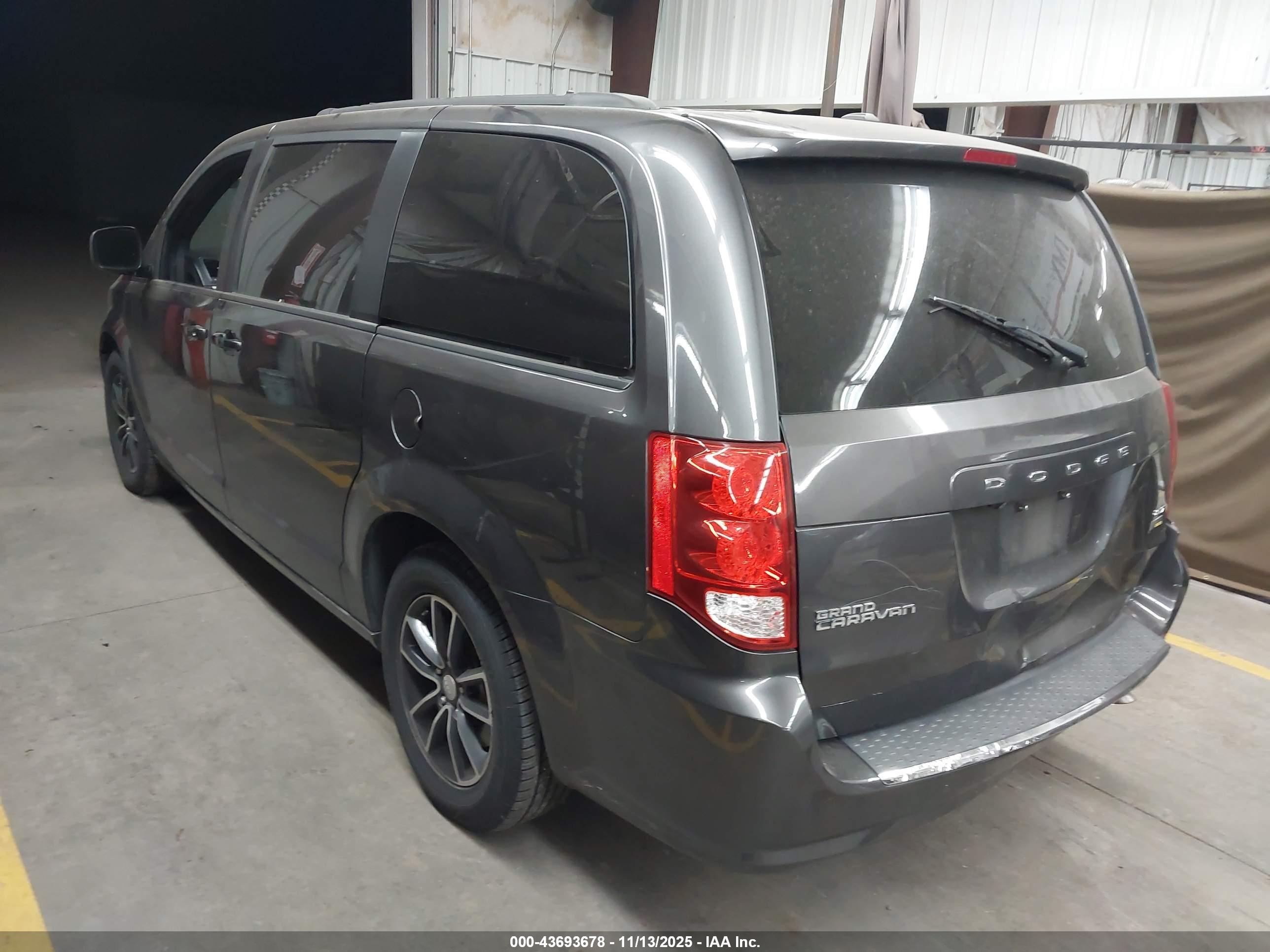 DODGE GRAND image 3