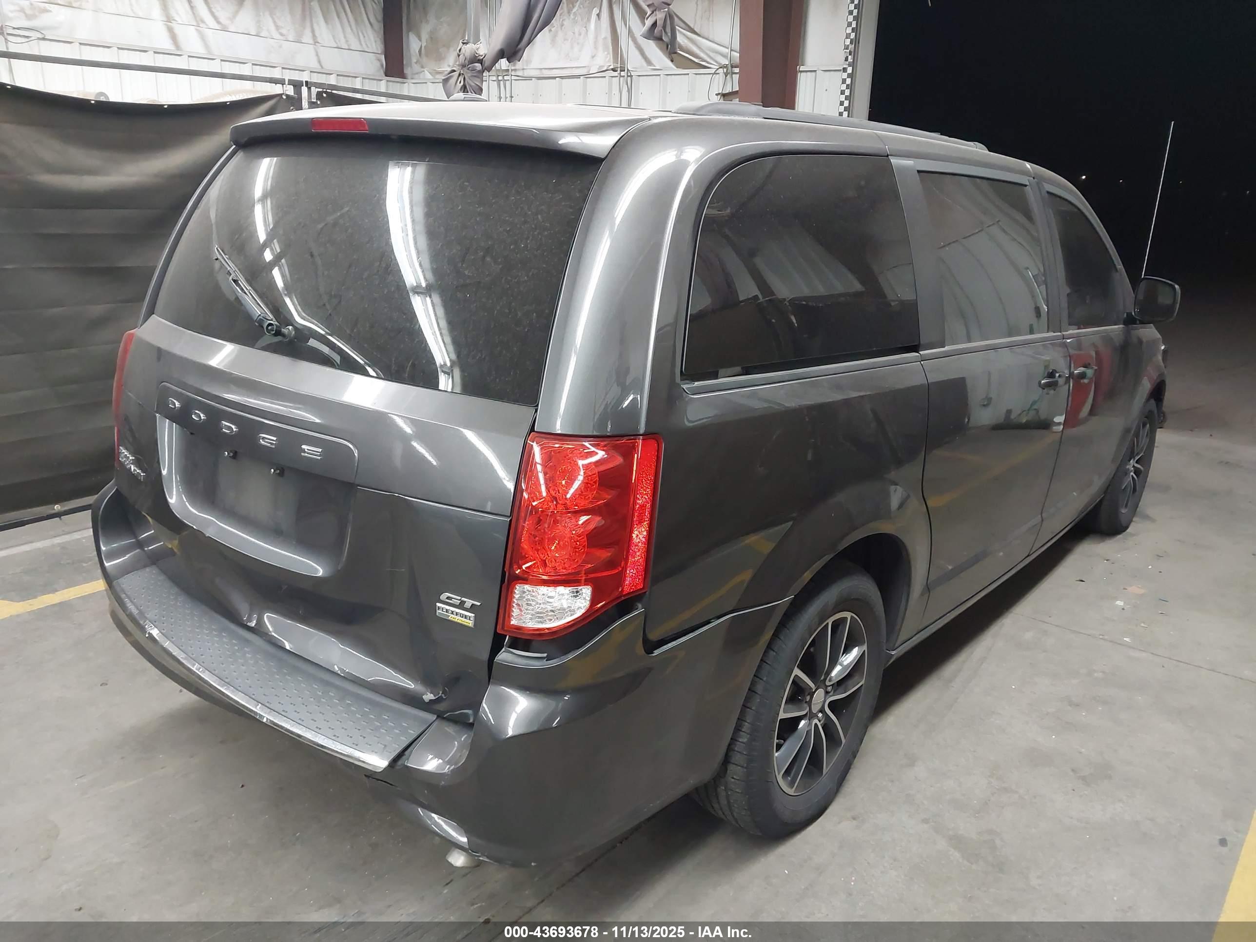 DODGE GRAND image 4