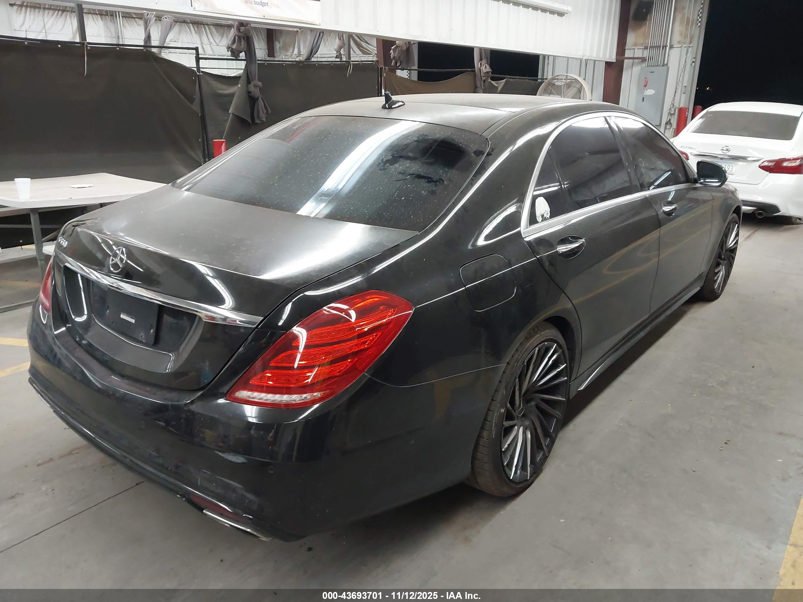 MERCEDES-BENZ S image 4
