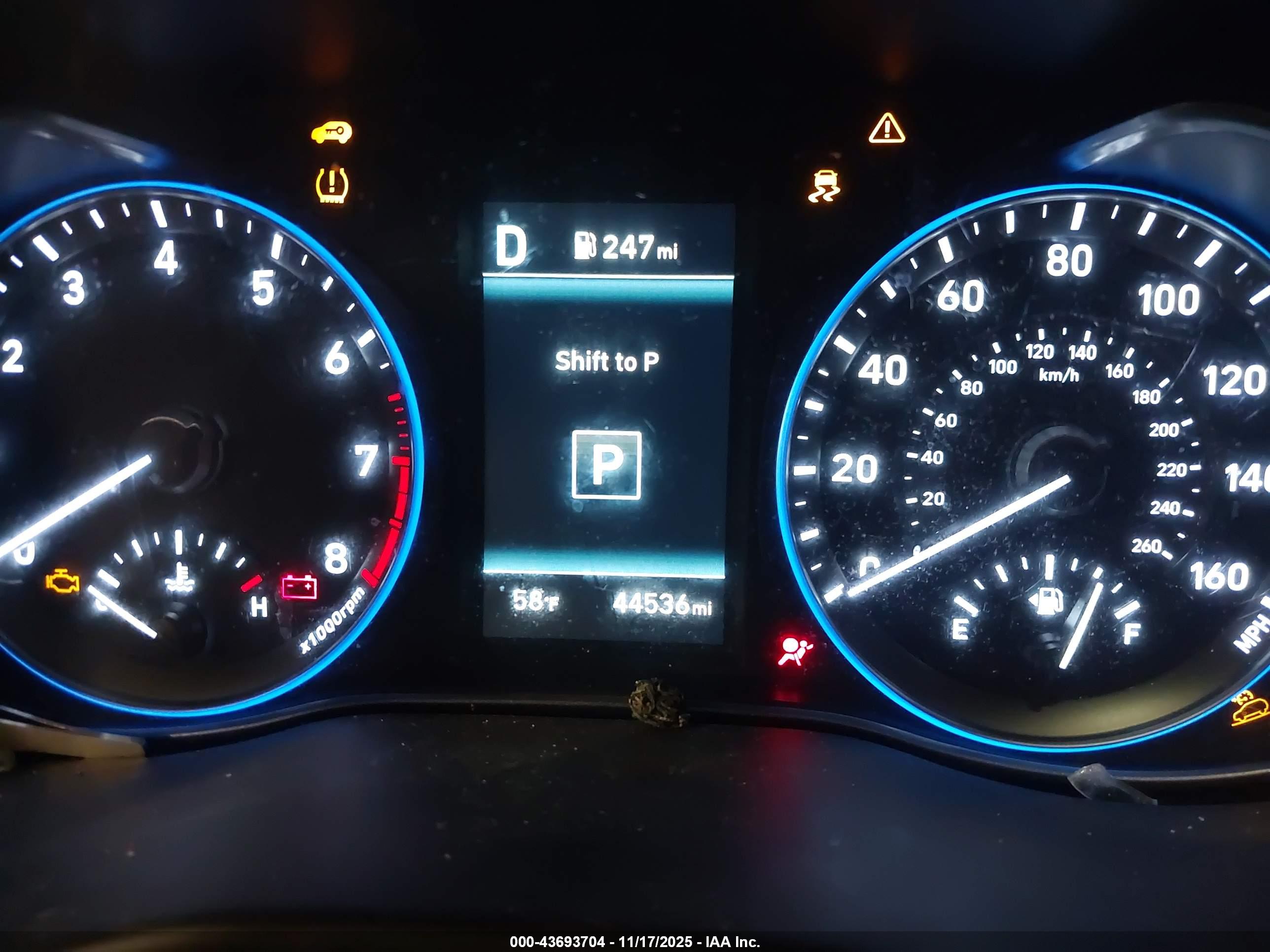 HYUNDAI KONA image 7