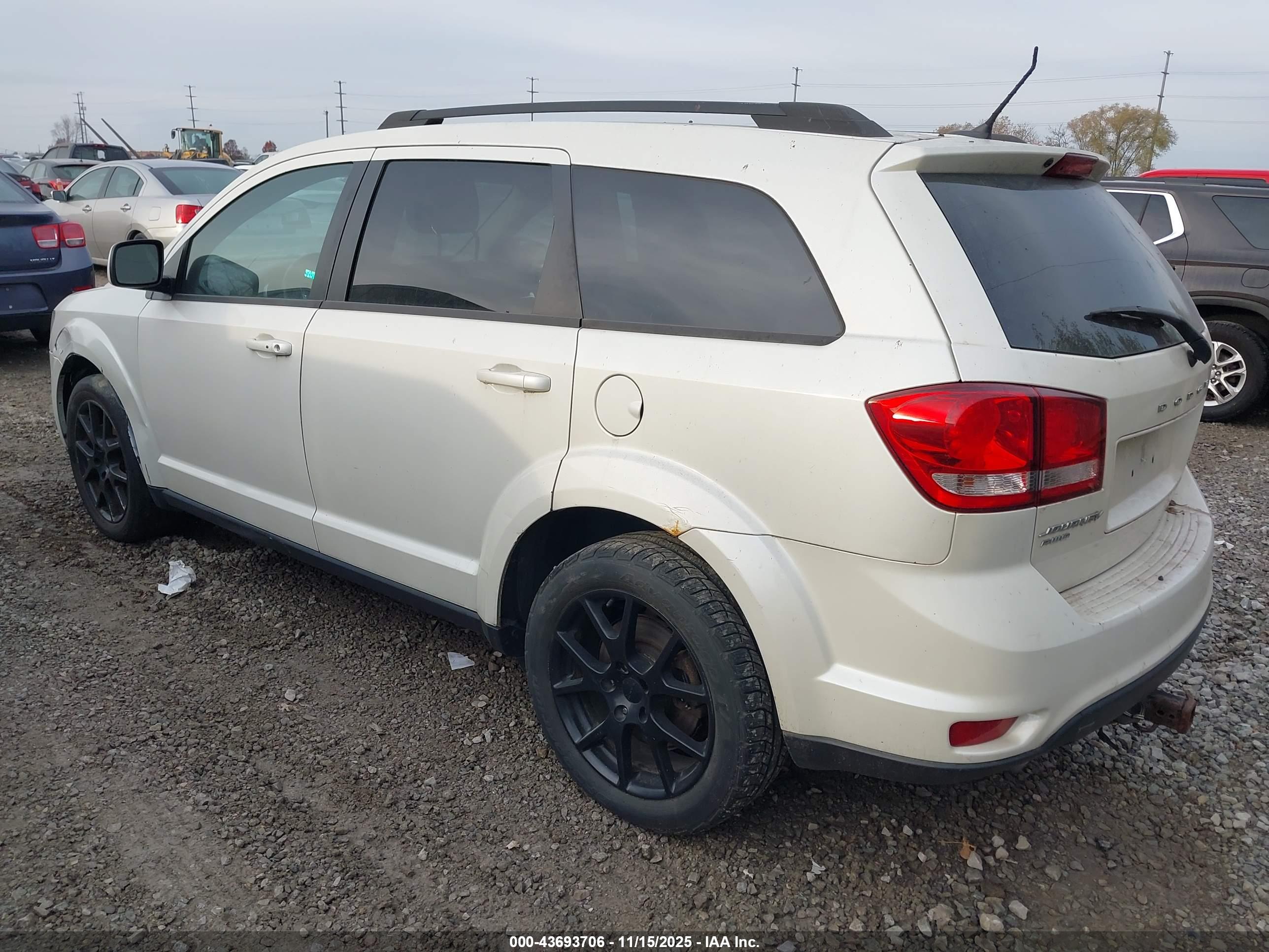DODGE JOURNEY image 3