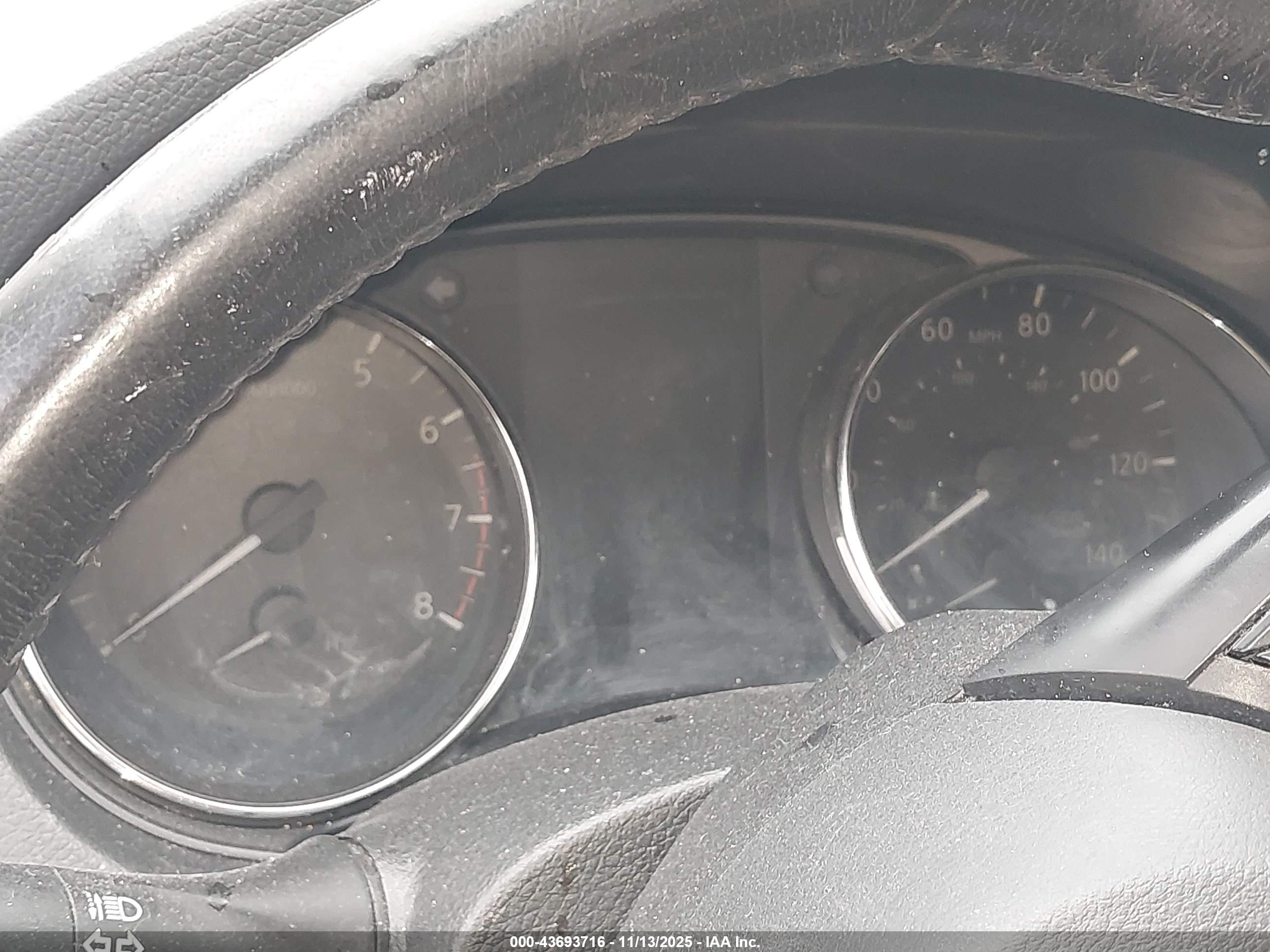 NISSAN ROGUE image 7