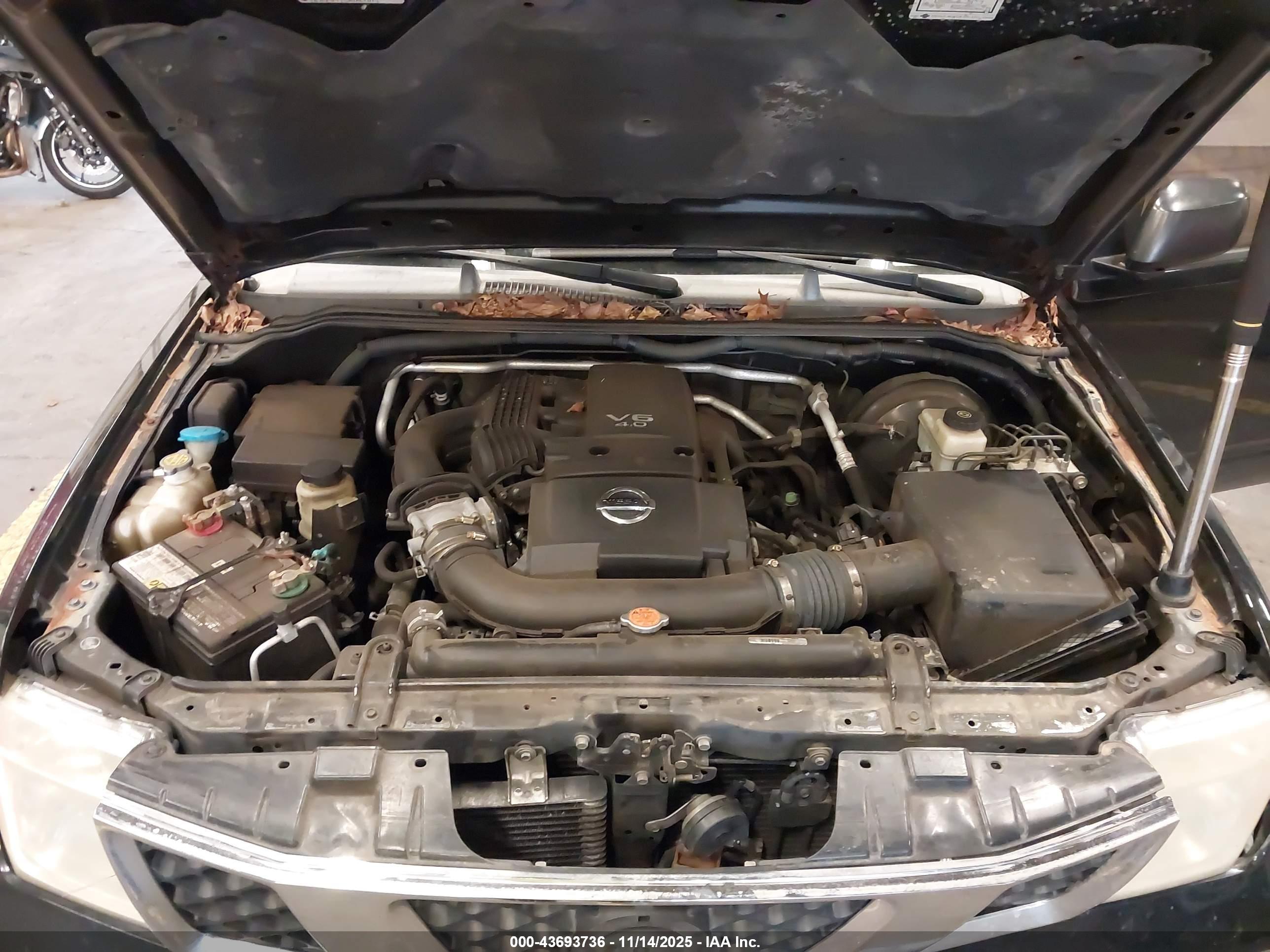 NISSAN FRONTIER image 10